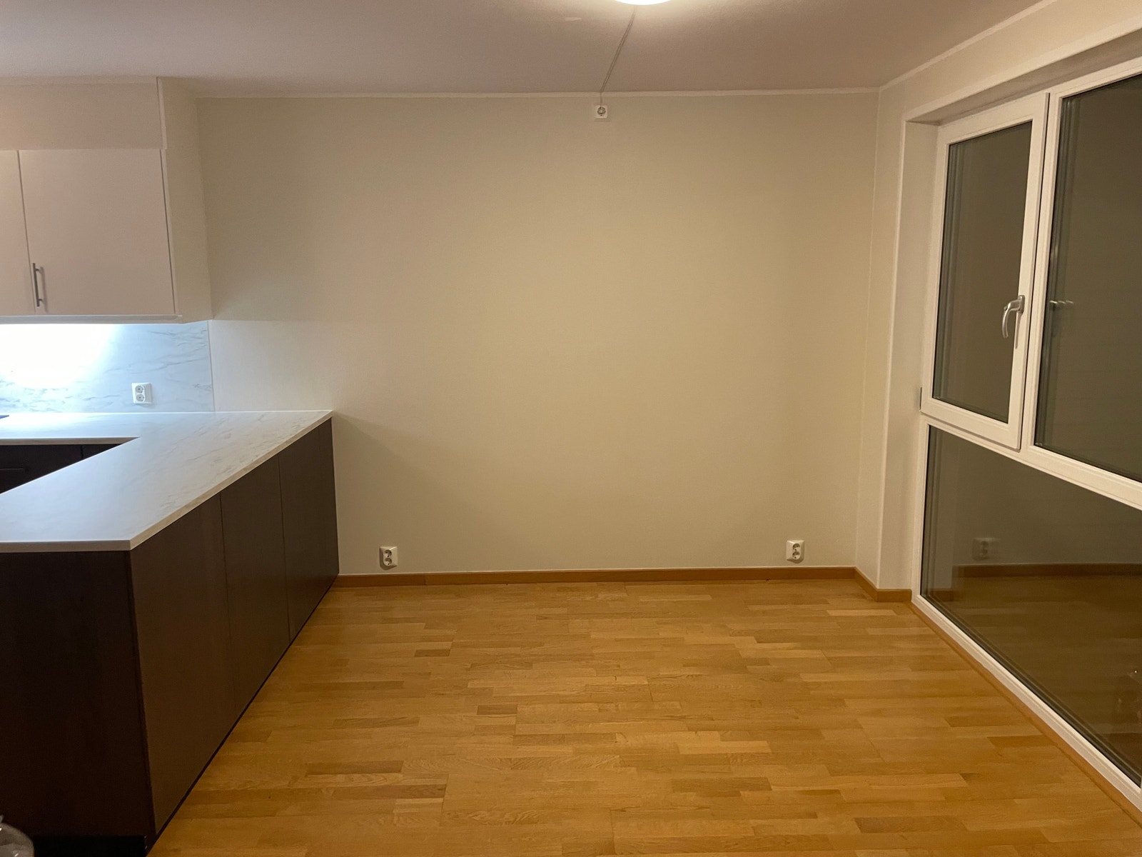 god plass til spisestue Galleribilde