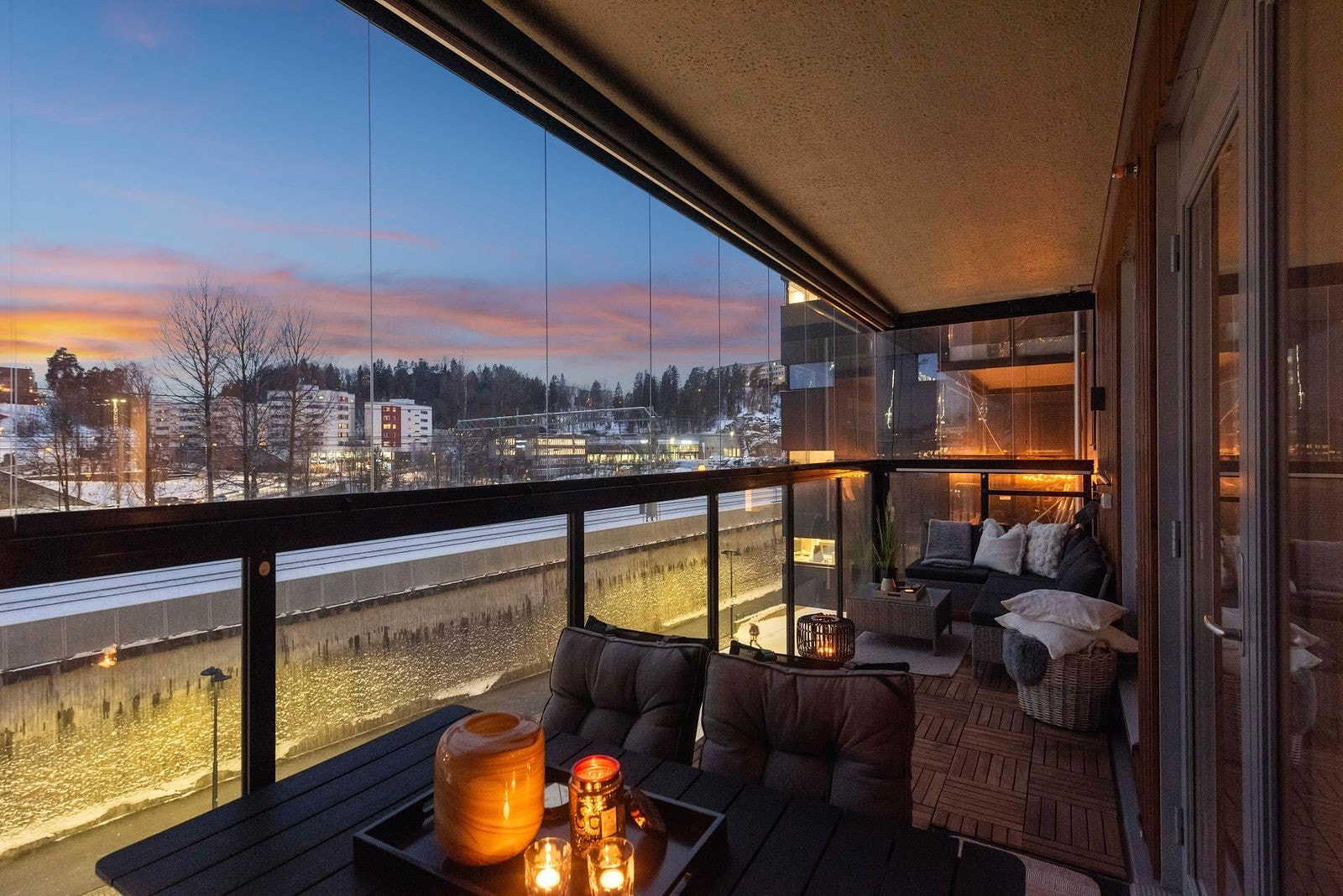 Gode solforhold fra tidlig formiddag til ettermiddag Galleribilde