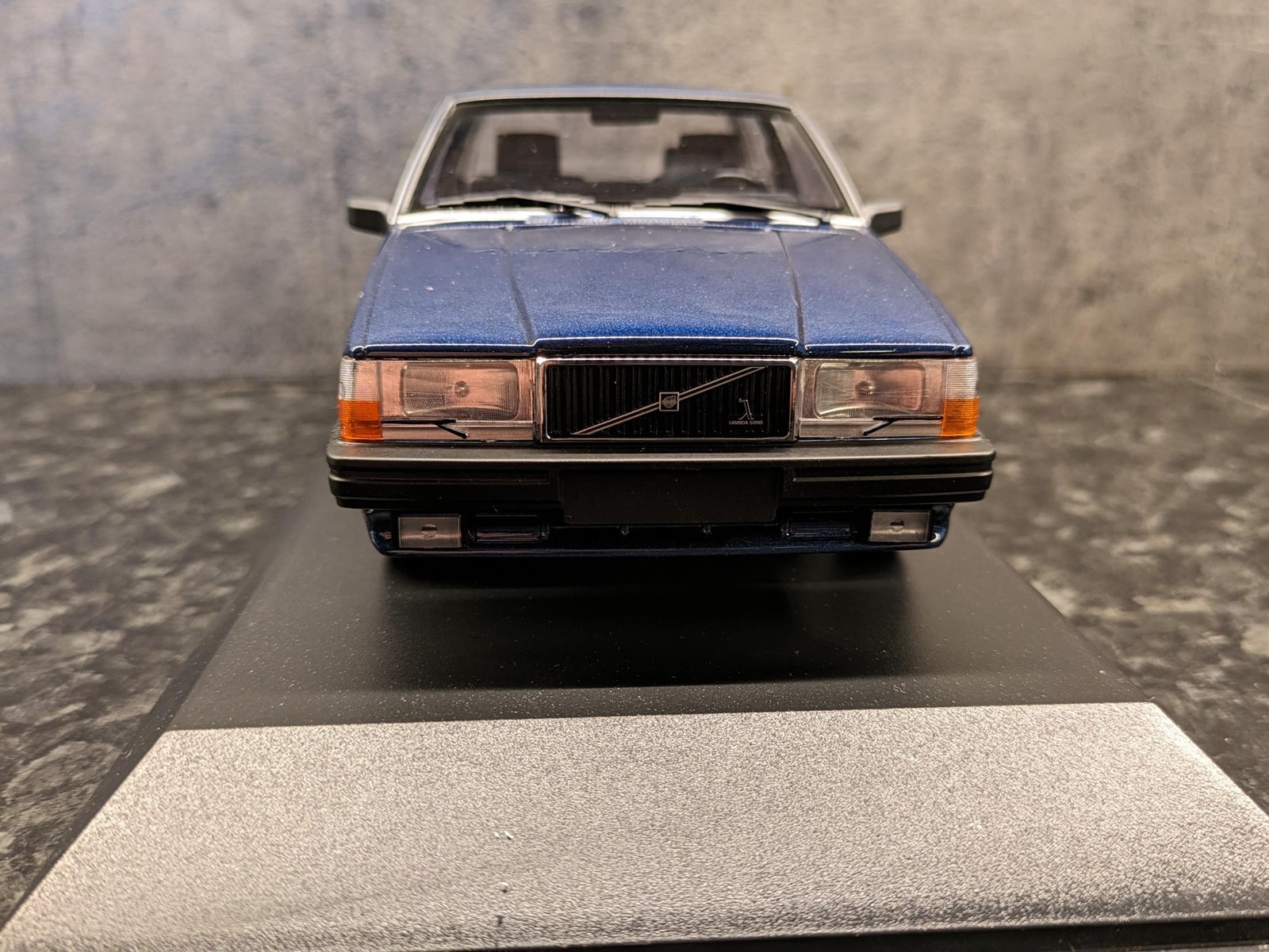 Modèle réduit Volvo 740 Gl Break 1986 Argent 1/18 | Minichamps