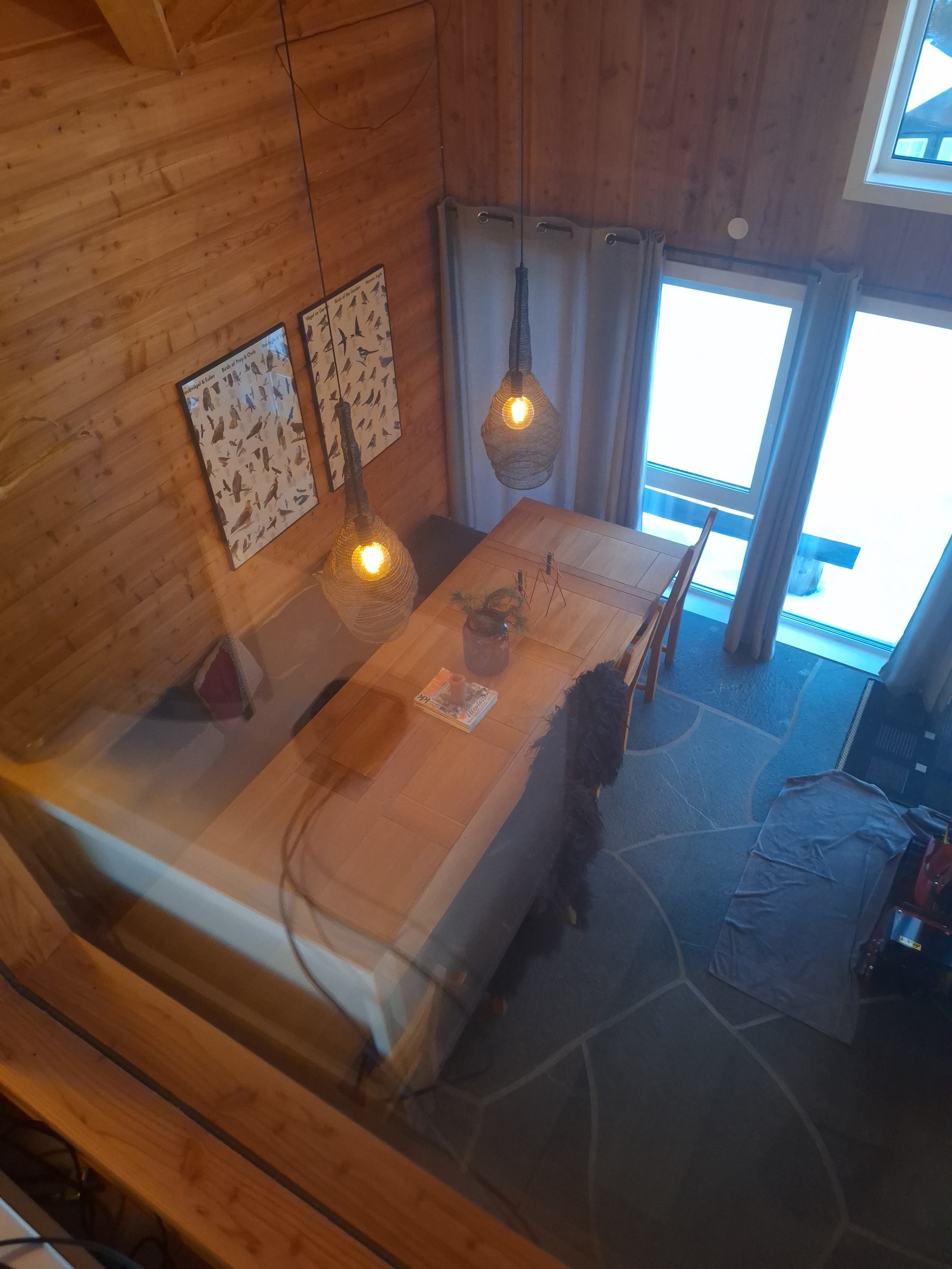 Langbordet sett fra loftstuen Galleribilde