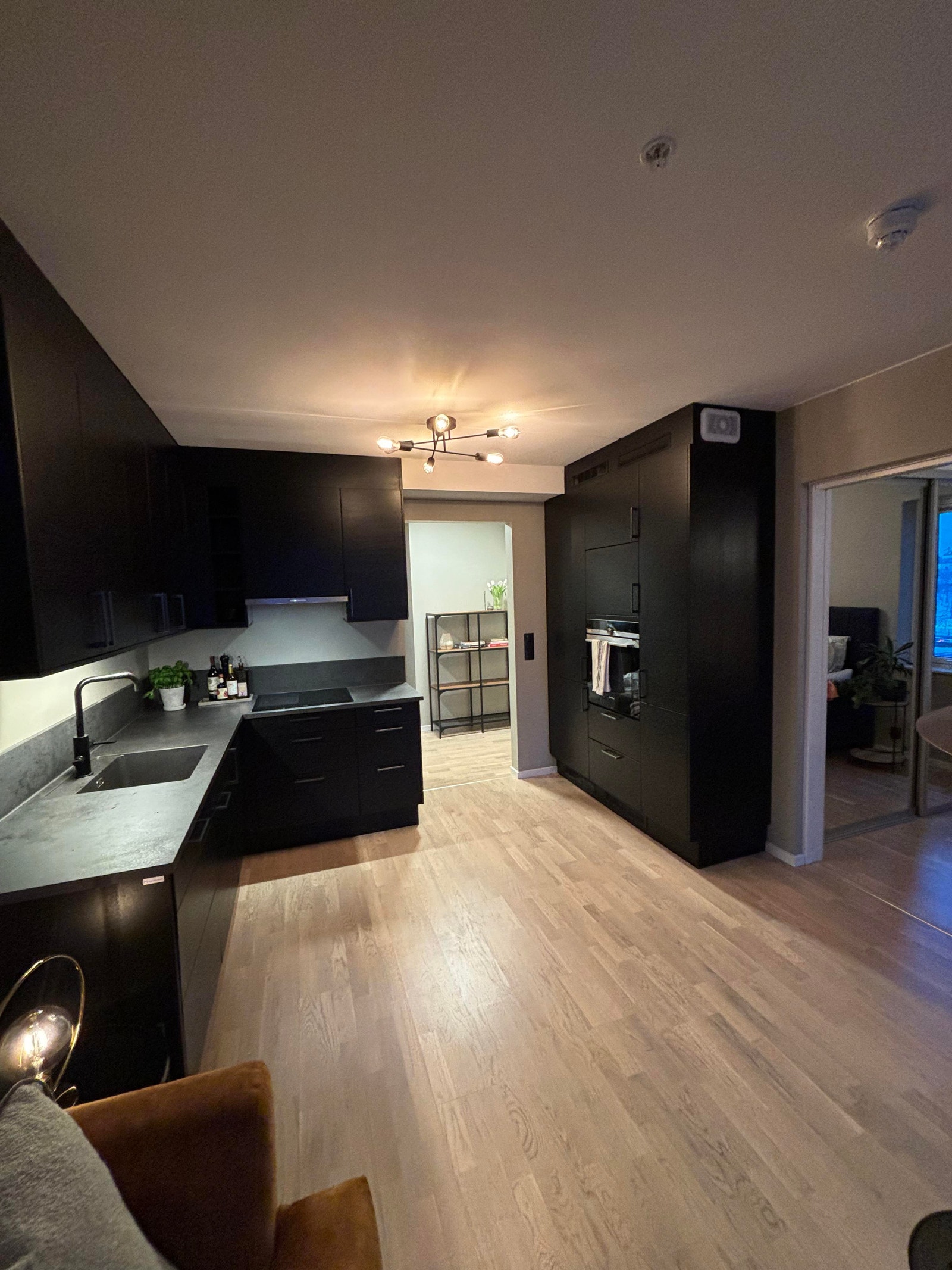 Moderne og oppgradert kjøkken Galleribilde