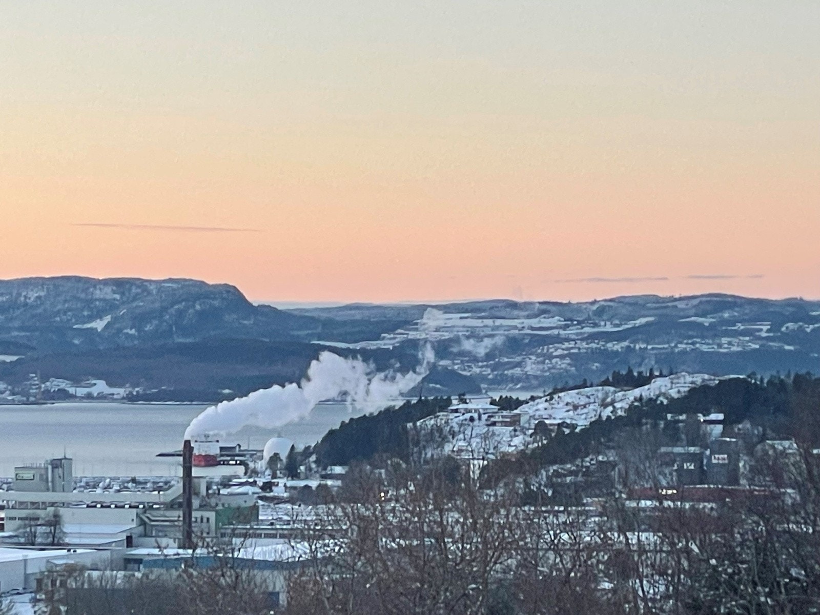 Utsikt fra tomta. Bilde tatt av selger Galleribilde