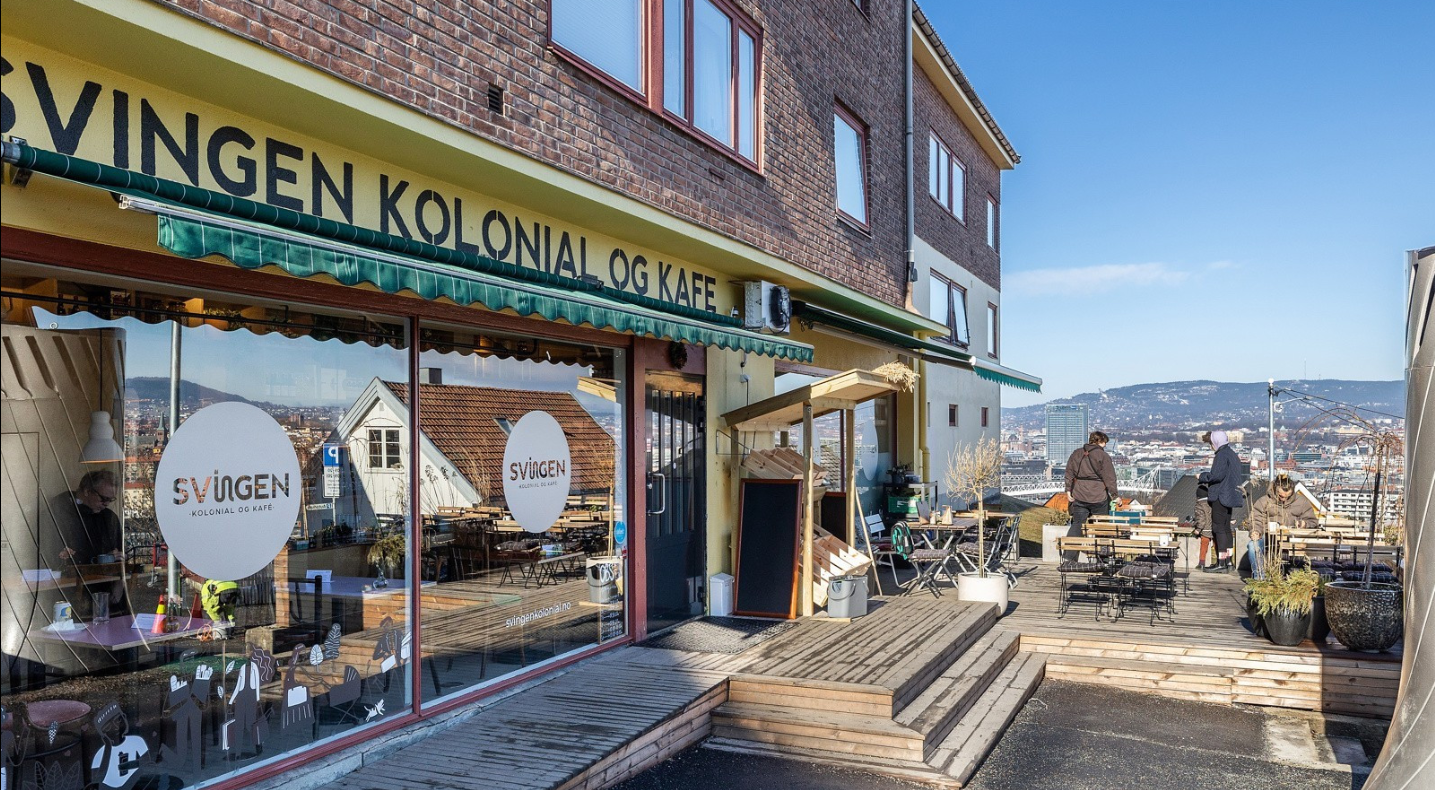 I umiddelbar nærhet vinoteca, deli og kafé Felloini & Piersante Galleribilde