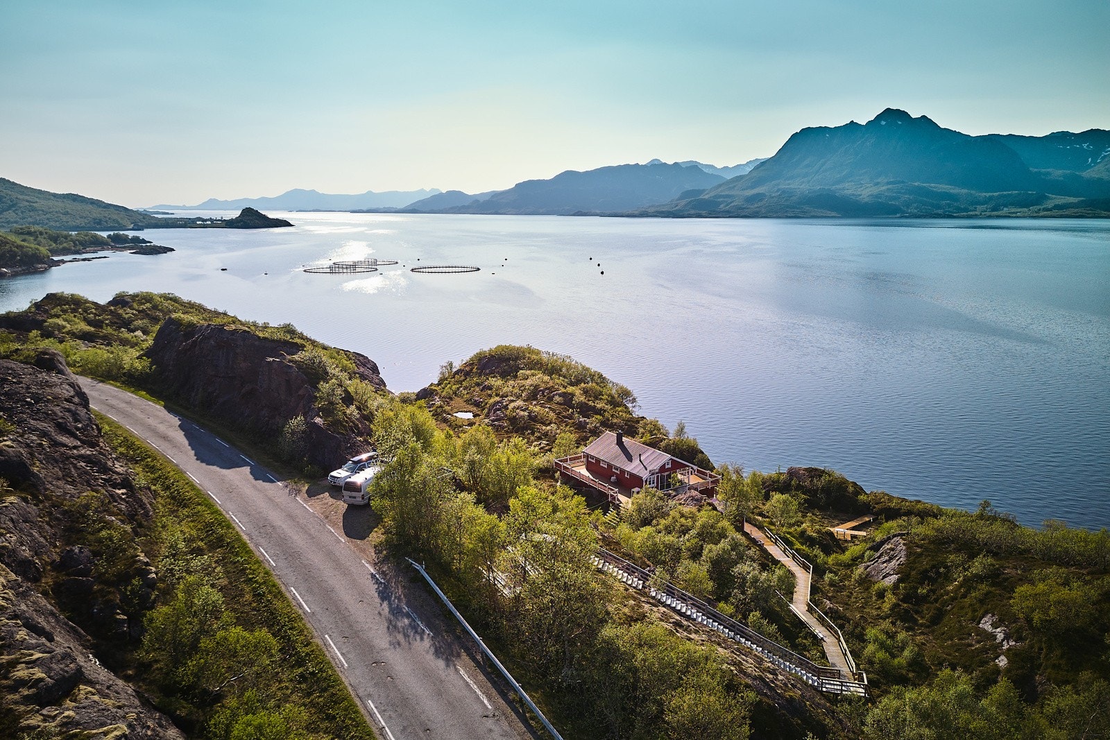 Det er løypstreng fra parkeringen ned til hytta. Galleribilde