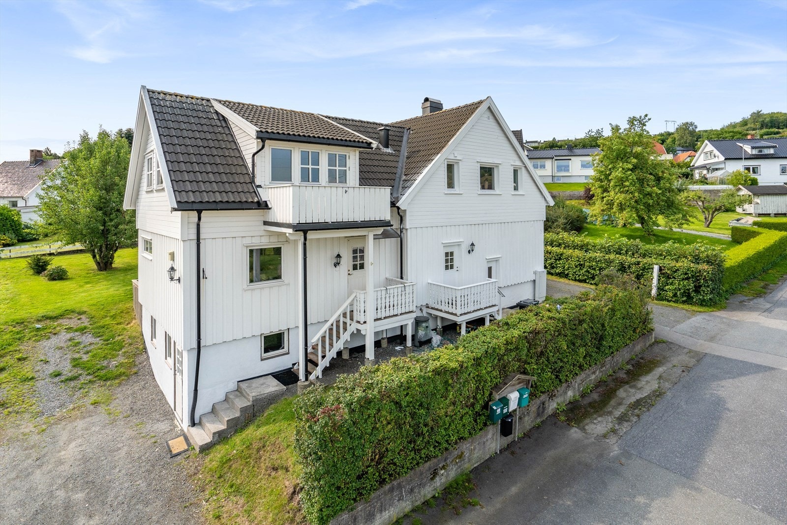 Innholdsrik bolig med godkjent hybel. Galleribilde