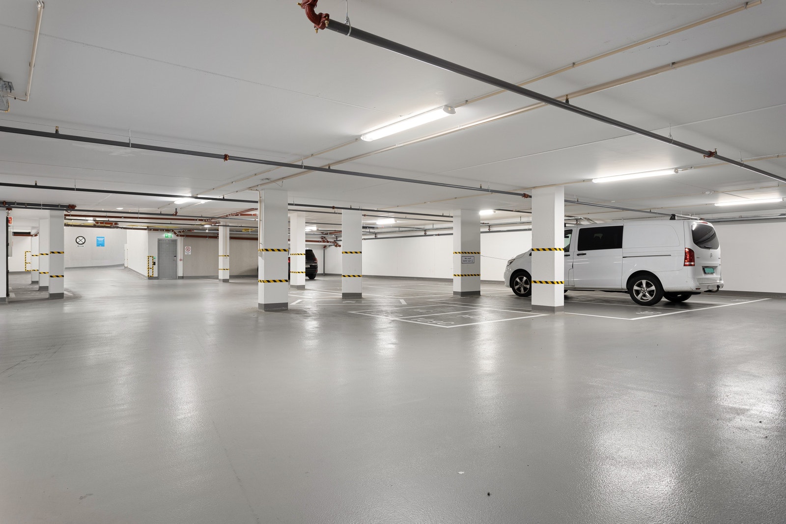 Innendørs kundeparkering Galleribilde