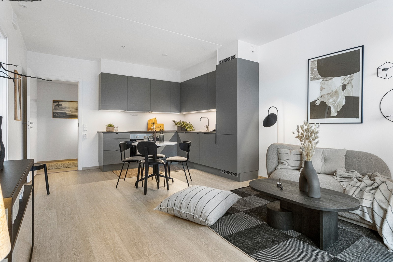 Det er IN-ordning, dvs. at du kan nedbetale deler eller hele andel av fellesgjeld og redusere månedlige felleskostnader (kapitalkostnader) med tilsvarende. Galleribilde