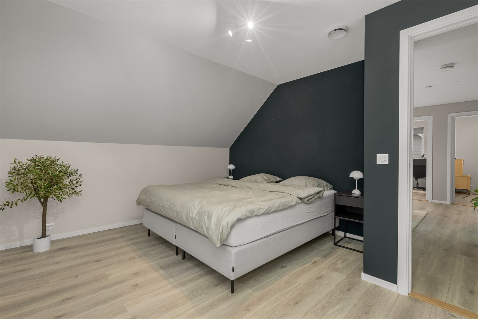 Soverom II Galleribilde