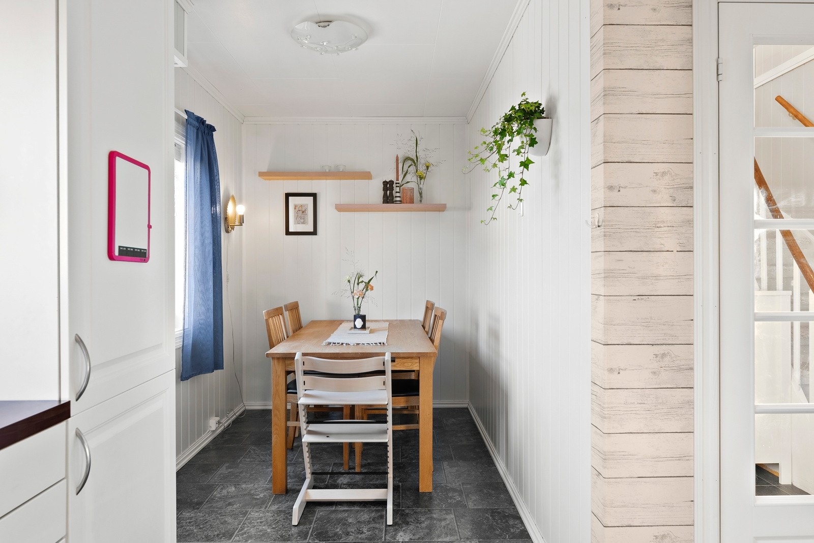 Fin plass til spisebord Galleribilde