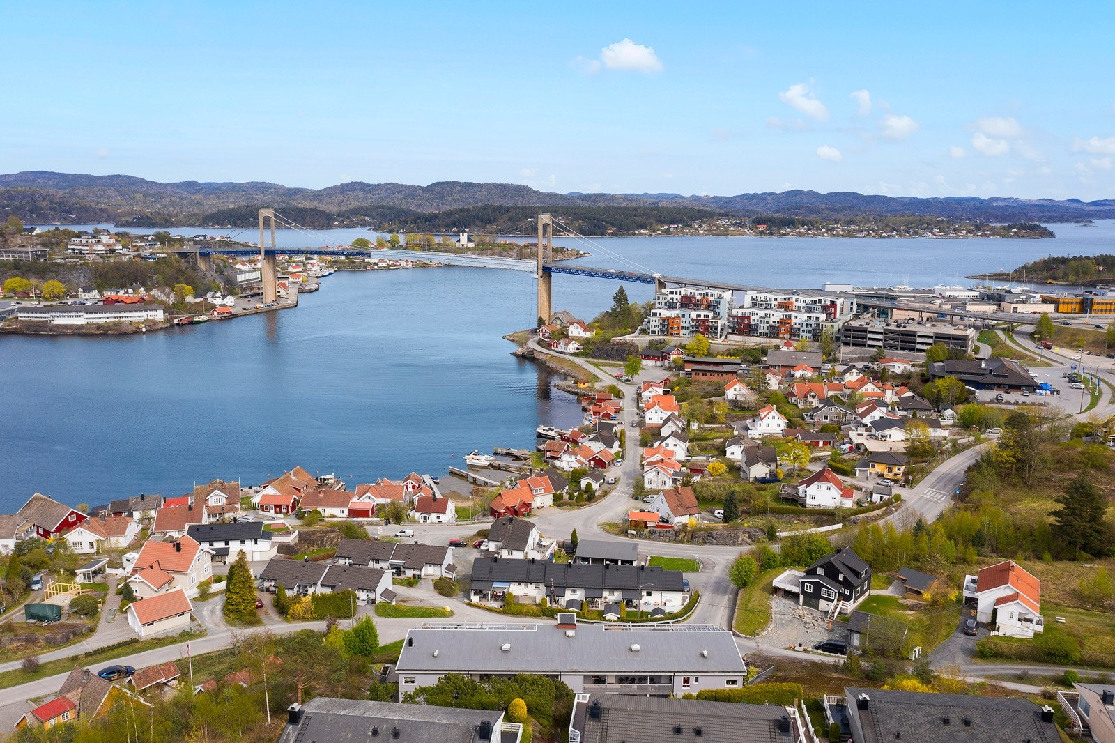 Dronefoto som viser den flotte beliggenhet Galleribilde