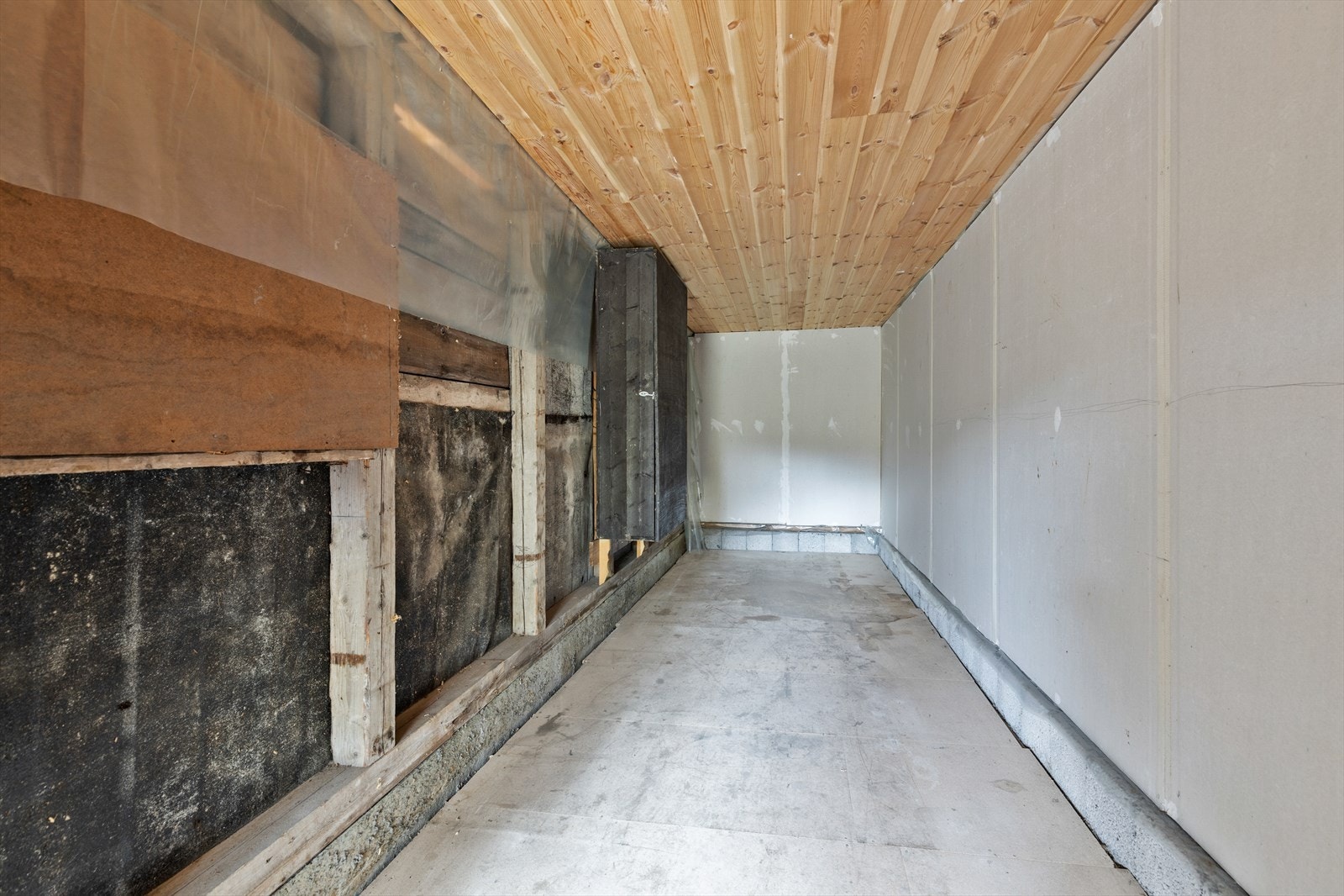 Lager i stall / fjøs Galleribilde