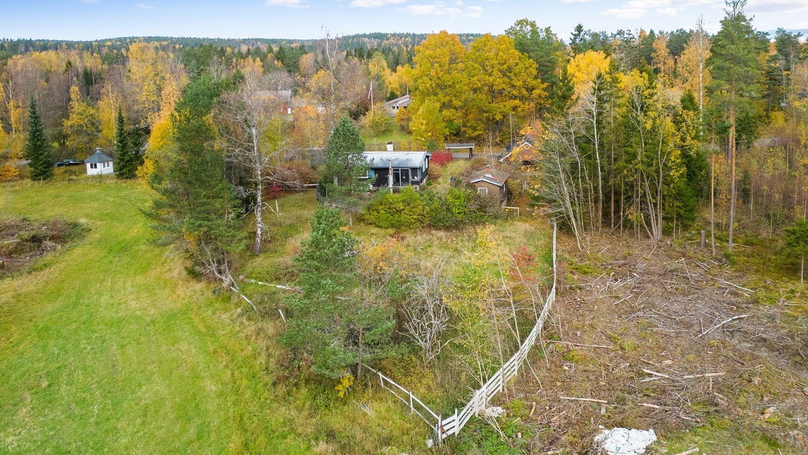 Dronefoto av tomta Galleribilde