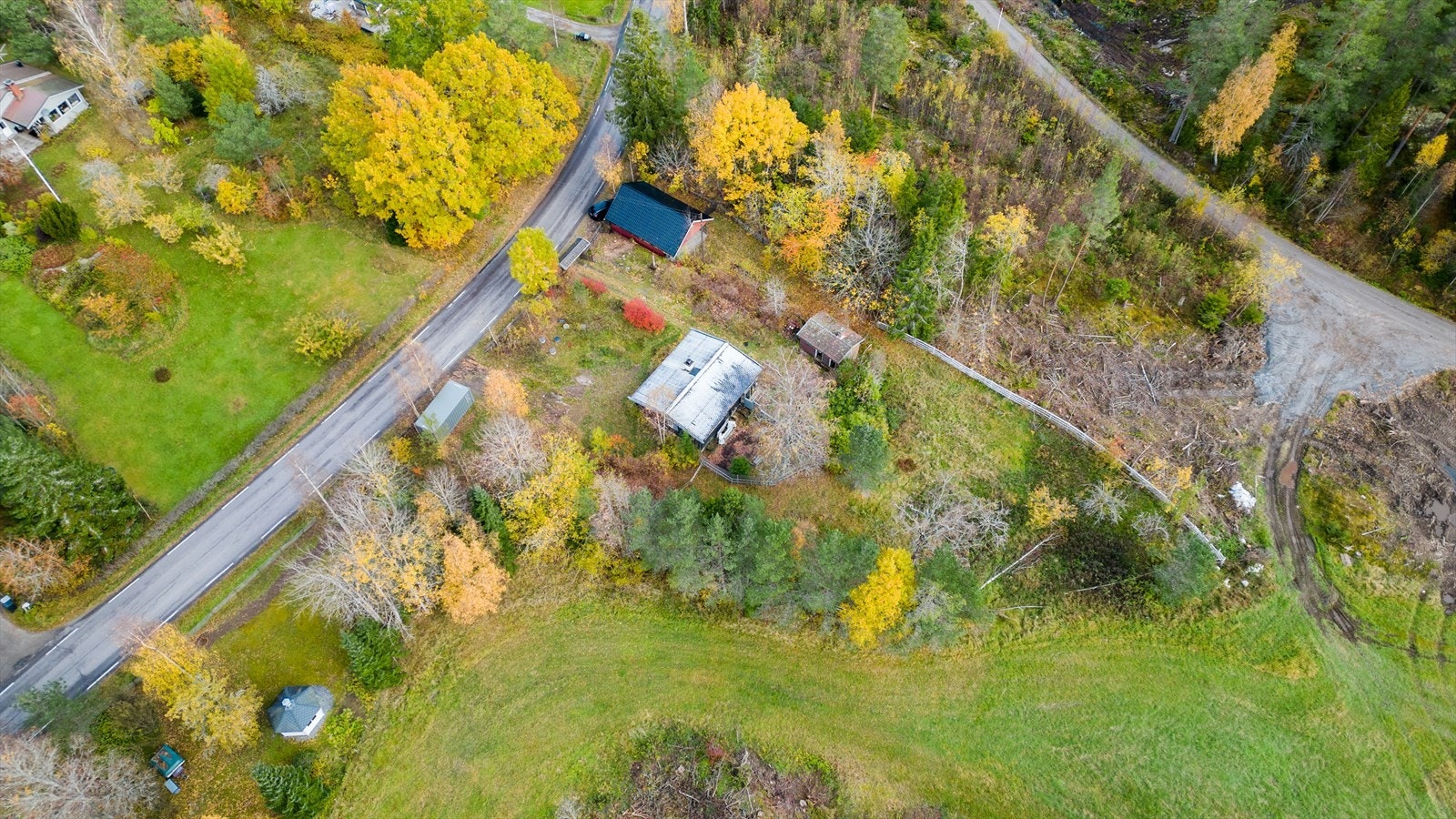 Dronefoto av tomta Galleribilde