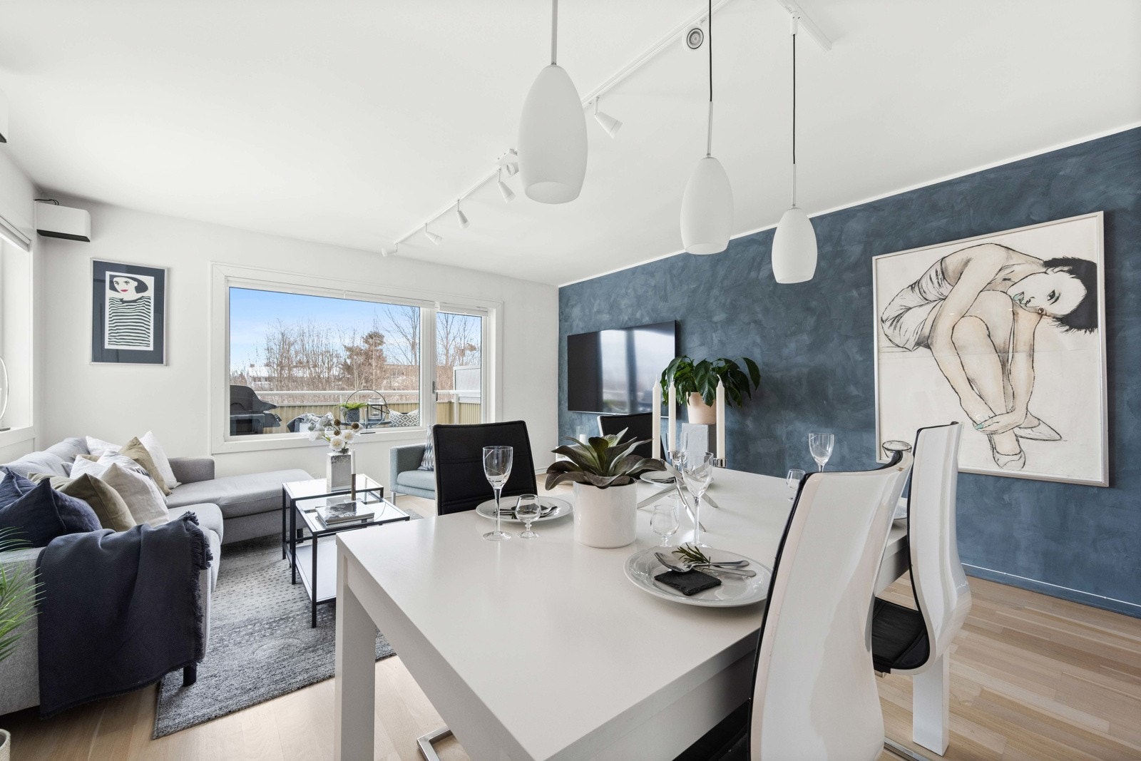 Boligen har en gjennomgående planløsning med fin størrelse på samtlige rom Galleribilde