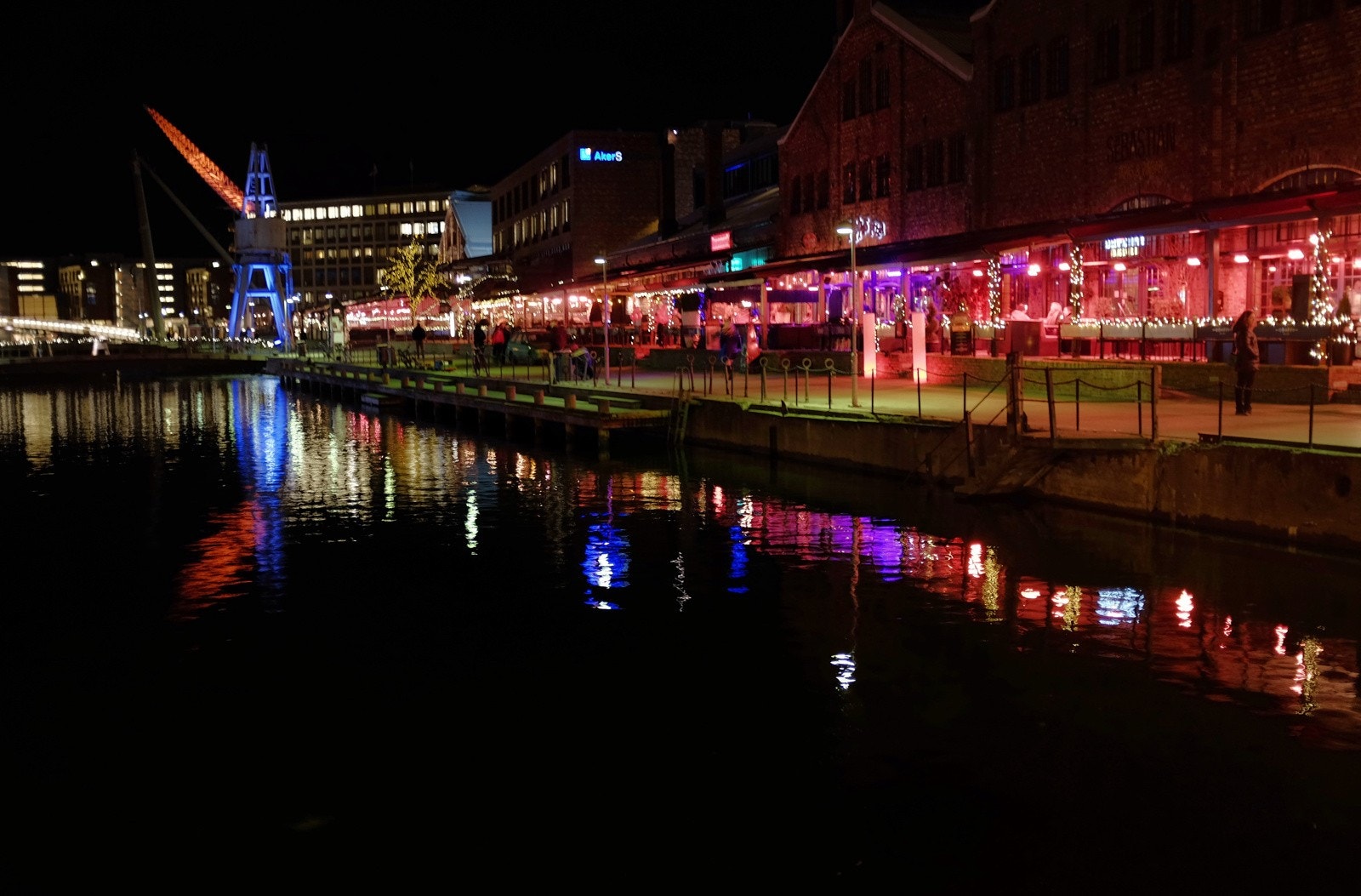 Fra leiligheten er det gangavstand til bl.a Solsiden som byr på gode matopplevelser, shopping og uteliv. Galleribilde