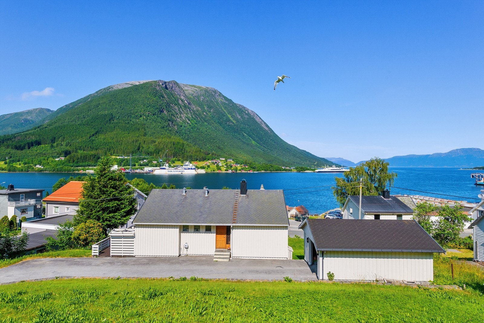 Utsikt fra stua Galleribilde