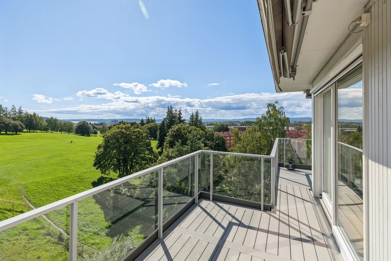 Langsgående terrasse Galleribilde