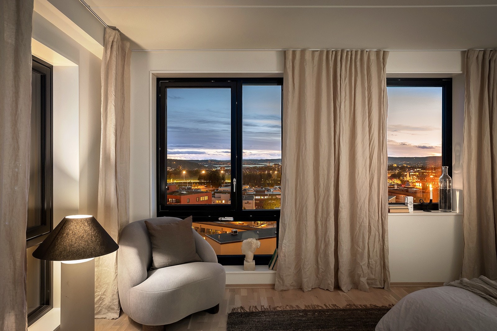 Fra soverommet er det glott utsikt. Galleribilde