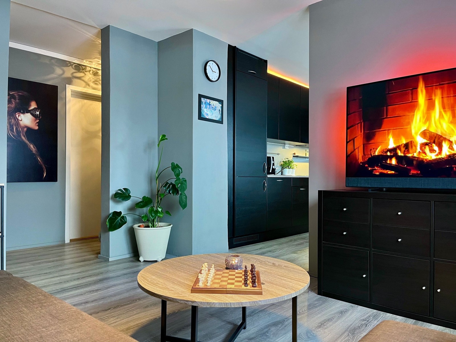 Her ser du pipeløpet, det er mulighet for peis i hjørnet Galleribilde