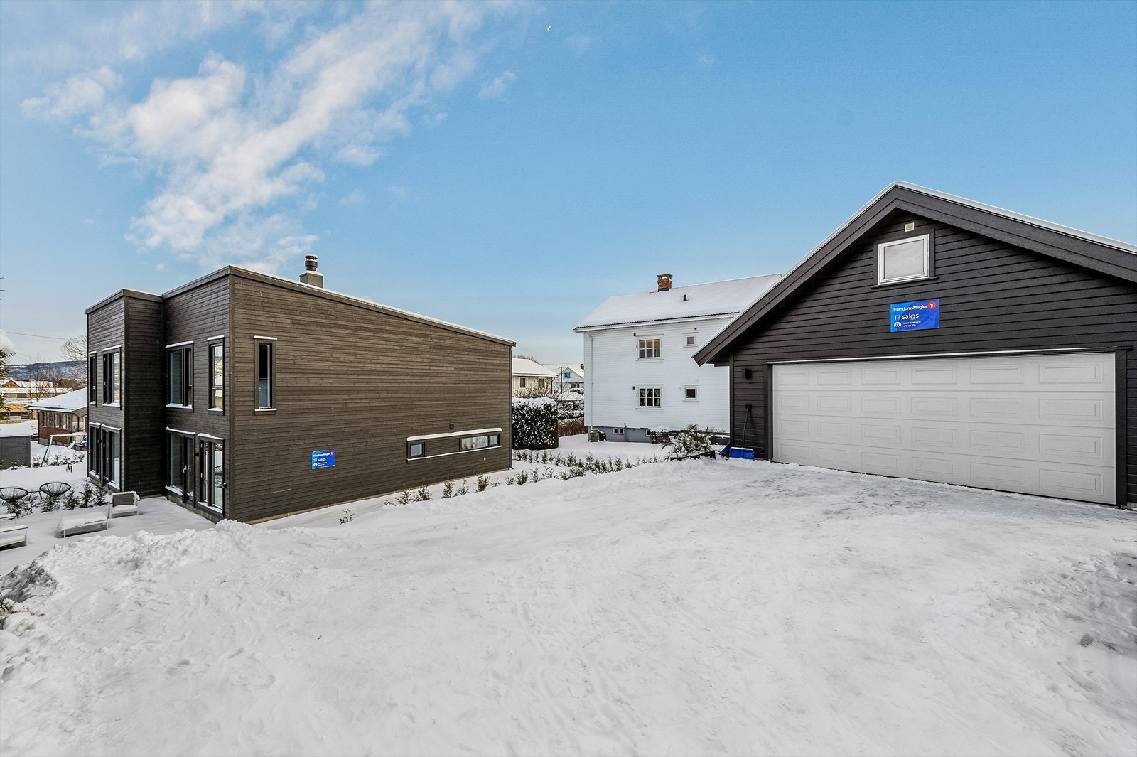 Nyoppført funkisbolig sentralt på Strømsø med tilhørende garasjeplass og elbil lader Galleribilde
