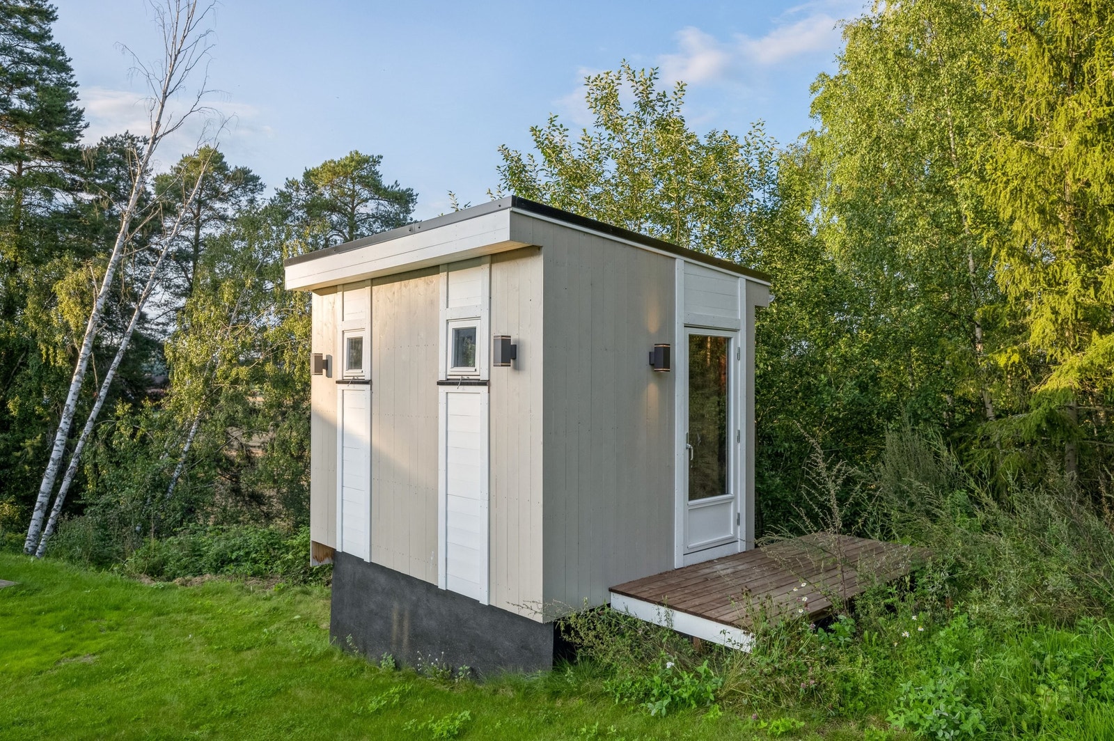 Uthus/anneks Galleribilde