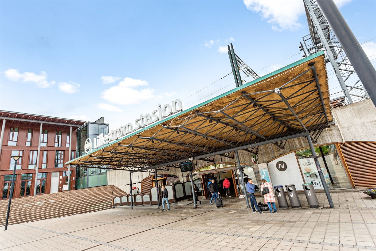 Lillestrøm stasjon Galleribilde