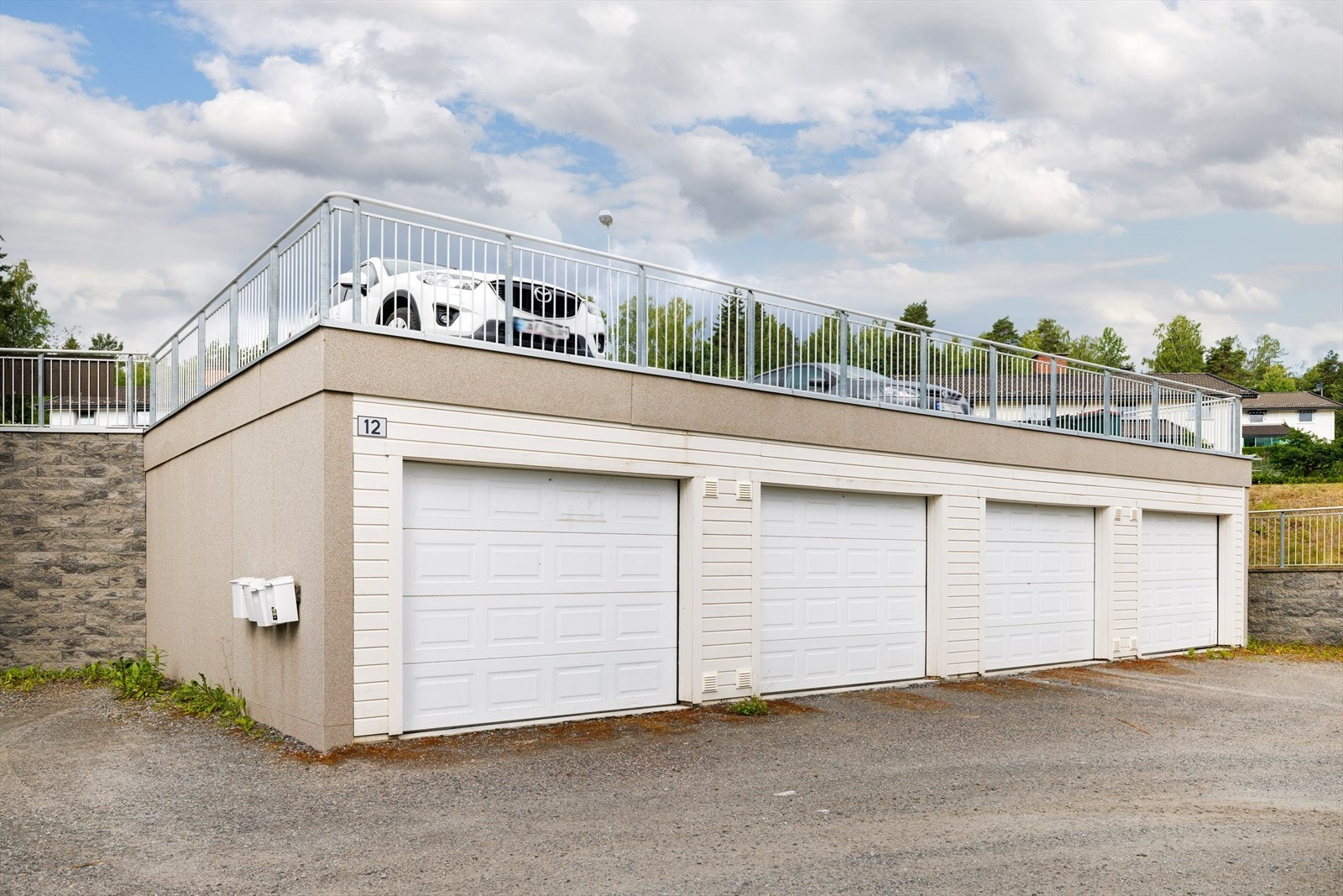 Sameiets garasjeanlegg. Galleribilde