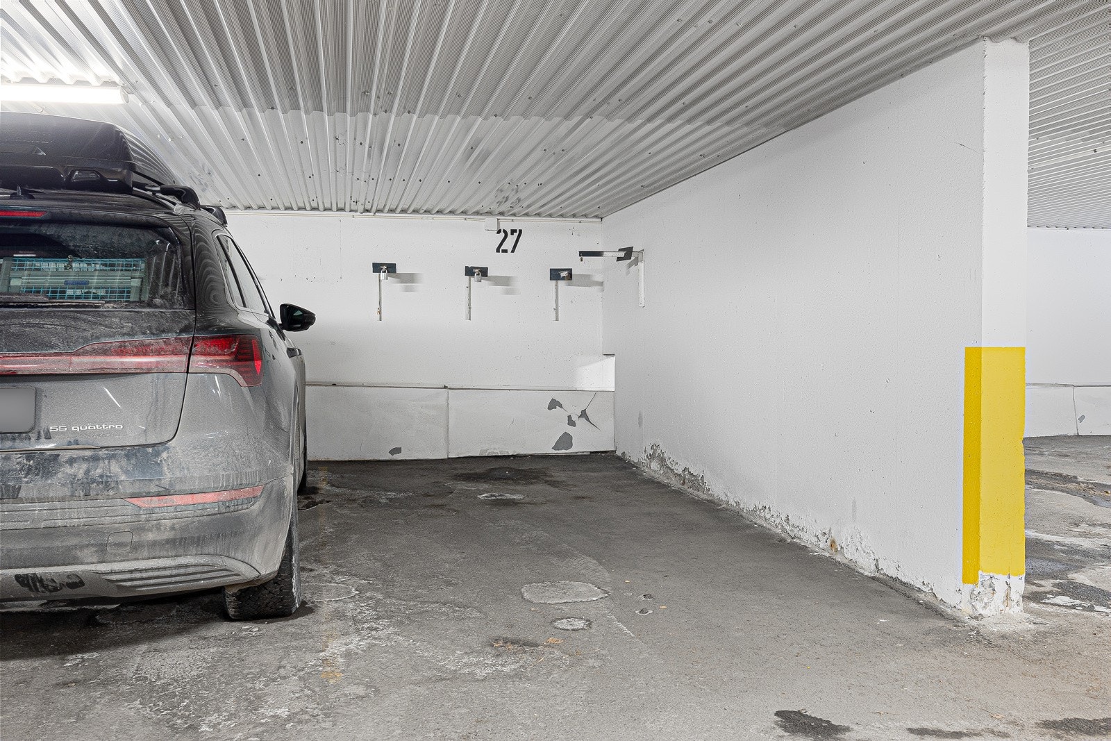 Ved behov er det mulighet for etablering av elbillader i garasjen. Galleribilde