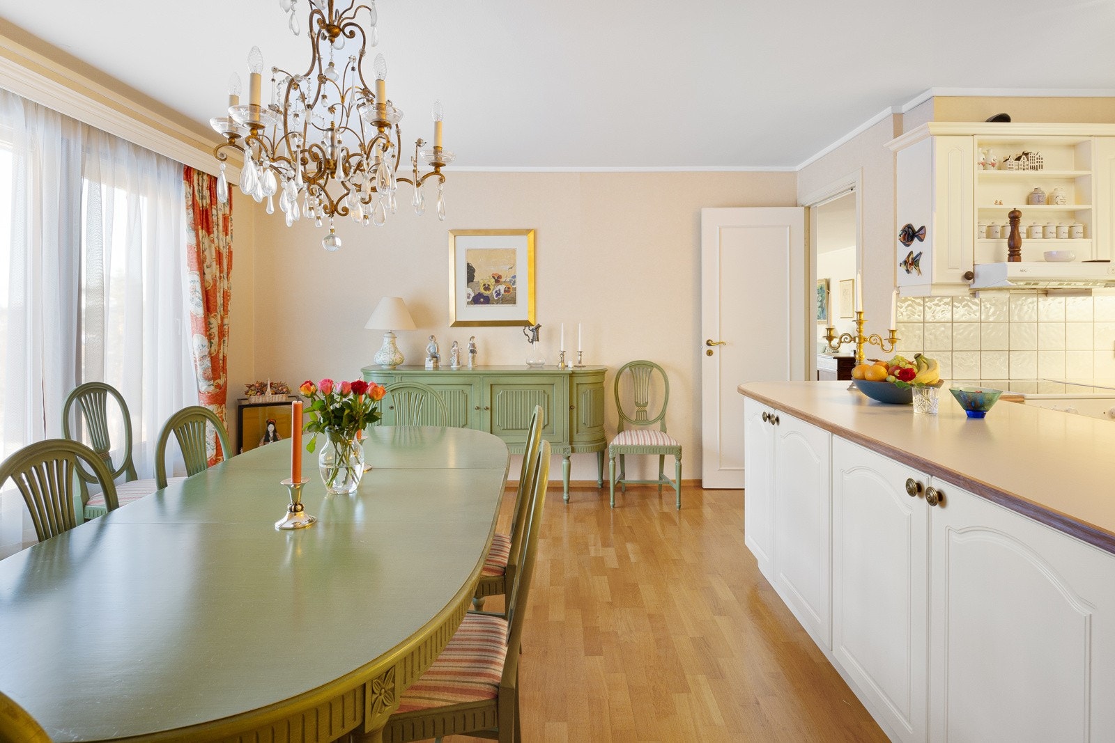 Rommet har stort potensial for å bli drømmekjøkkenet. Galleribilde