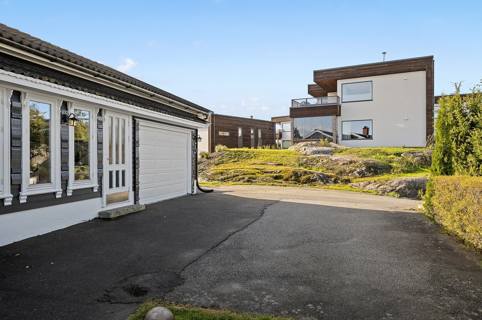 Asfaltert gårdsplass Galleribilde