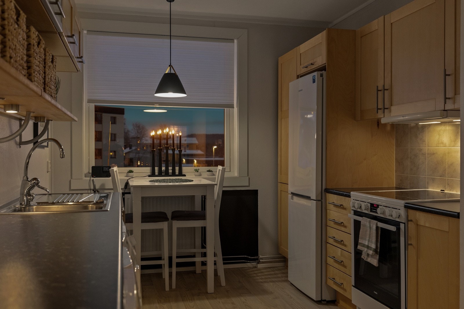 Kjøkkenet er svært praktisk og har alt du trenger Galleribilde