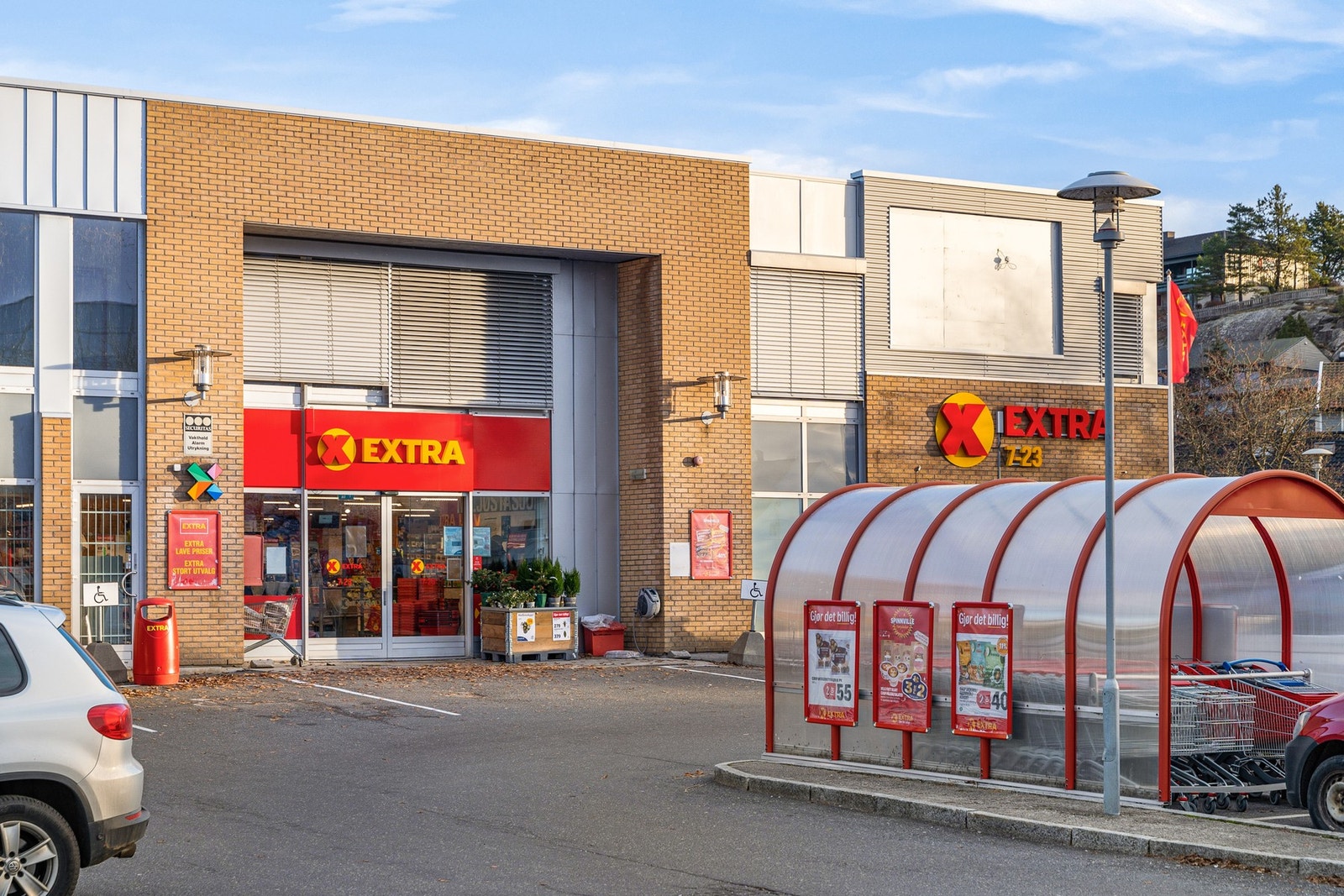 Dagligvarebutikk i nærområdet. Galleribilde