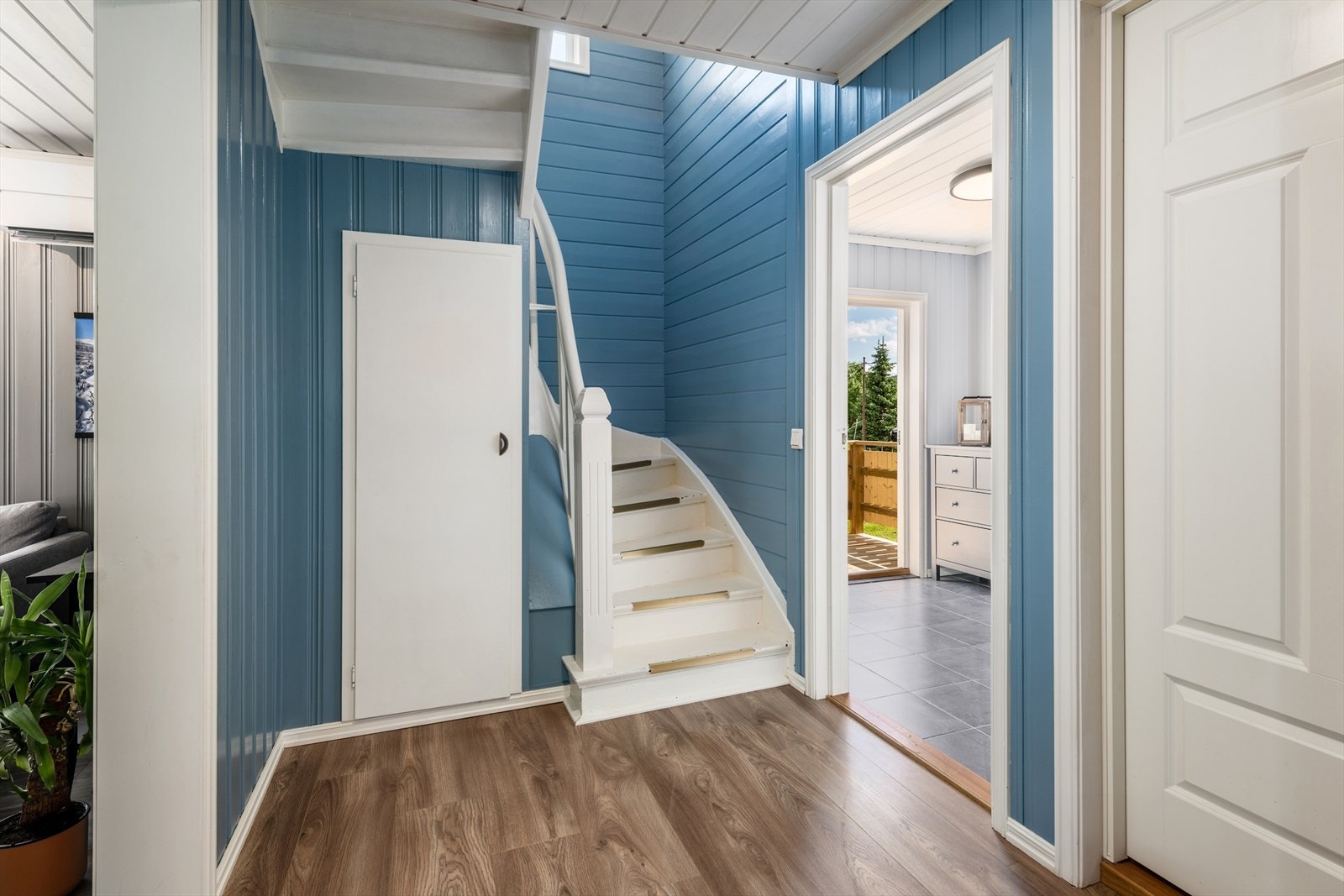 Gang, 1.etasje Galleribilde