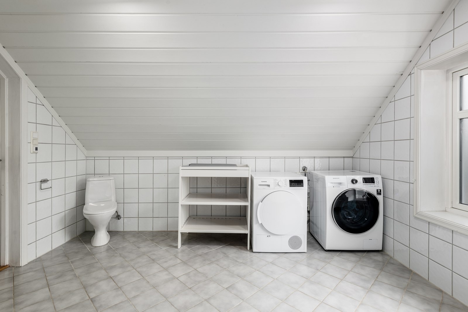 Bad 2, 2.etasje Galleribilde