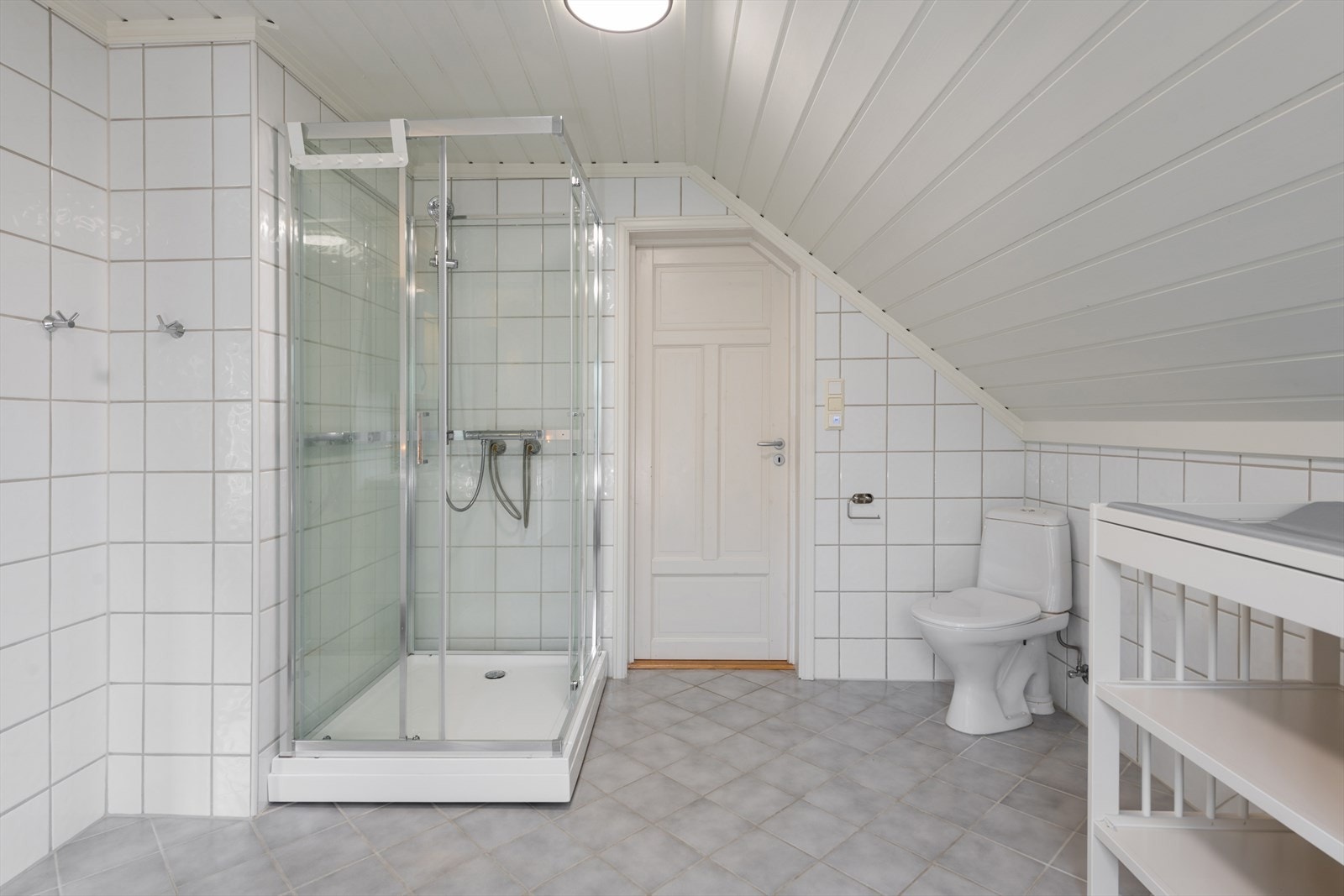 Bad 2, 2.etasje Galleribilde