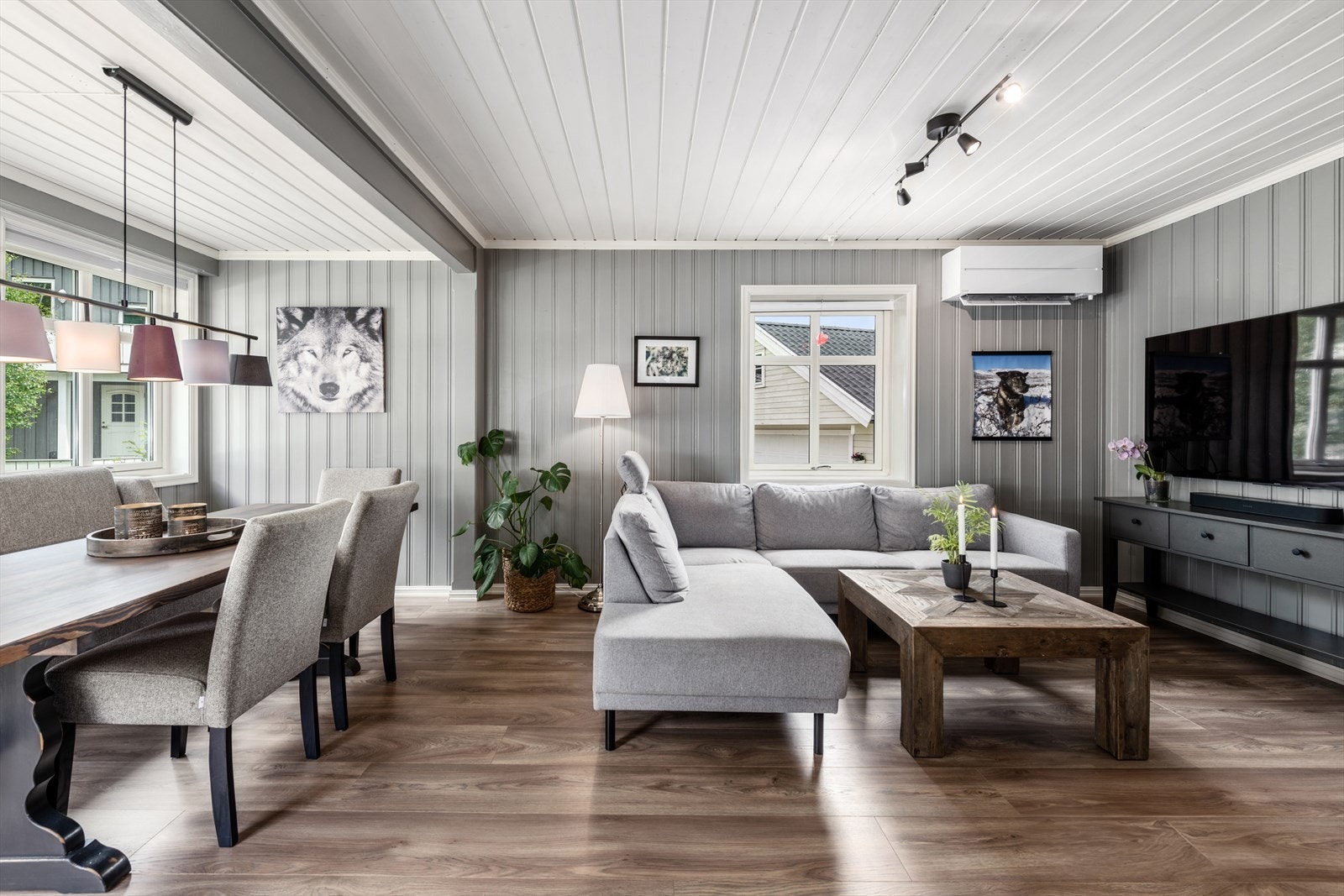 Stue/spisestue, 1.etasje Galleribilde