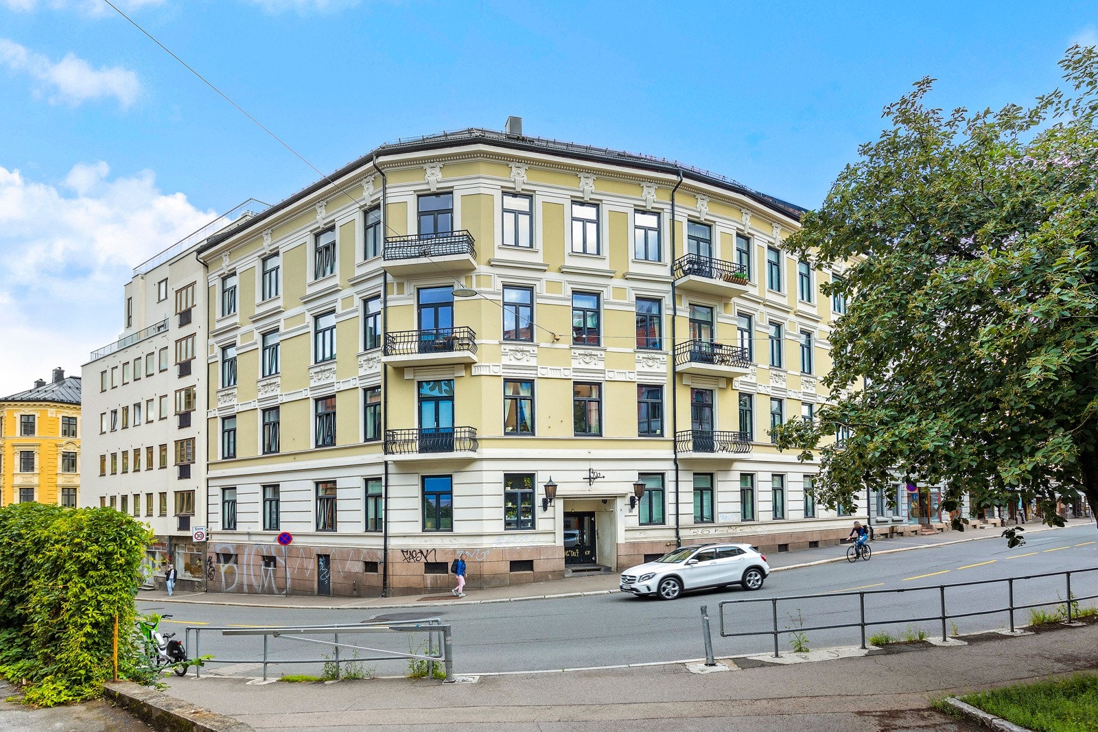 Harold Mufoncol v/Eie Eiendomsmegling har gleden av å presentere Dalsbergstien 3. Galleribilde