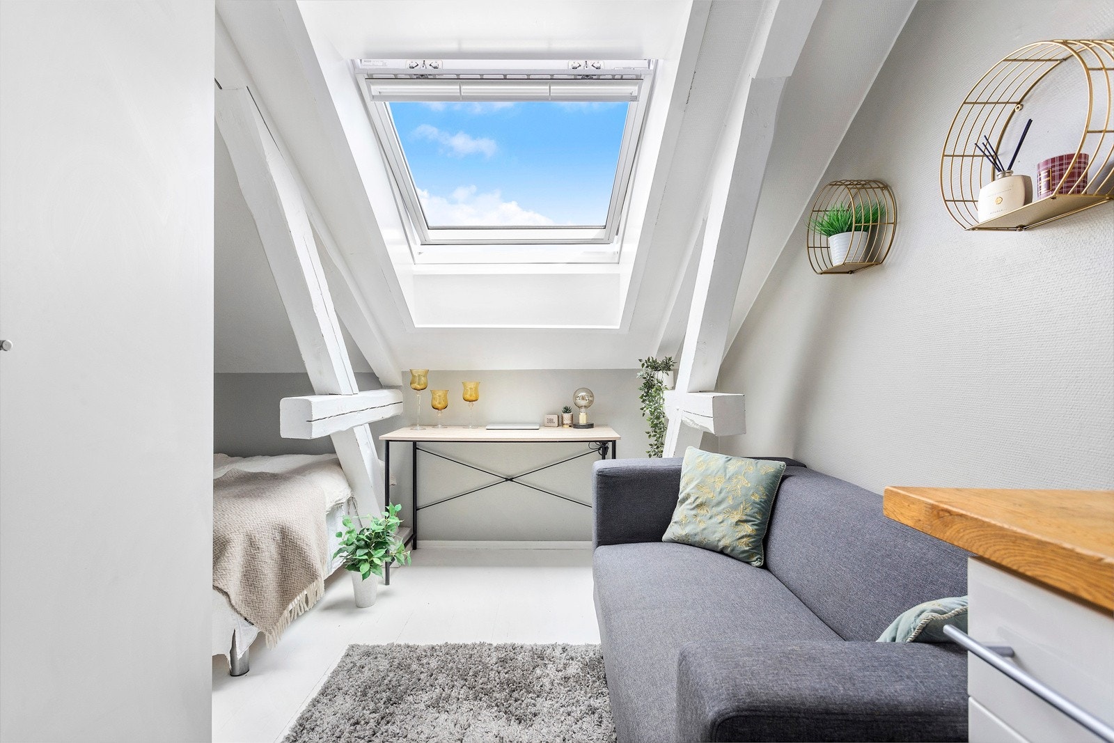 Leiligheten har et gulvareal på 16 m² og har en god planløsning. Galleribilde