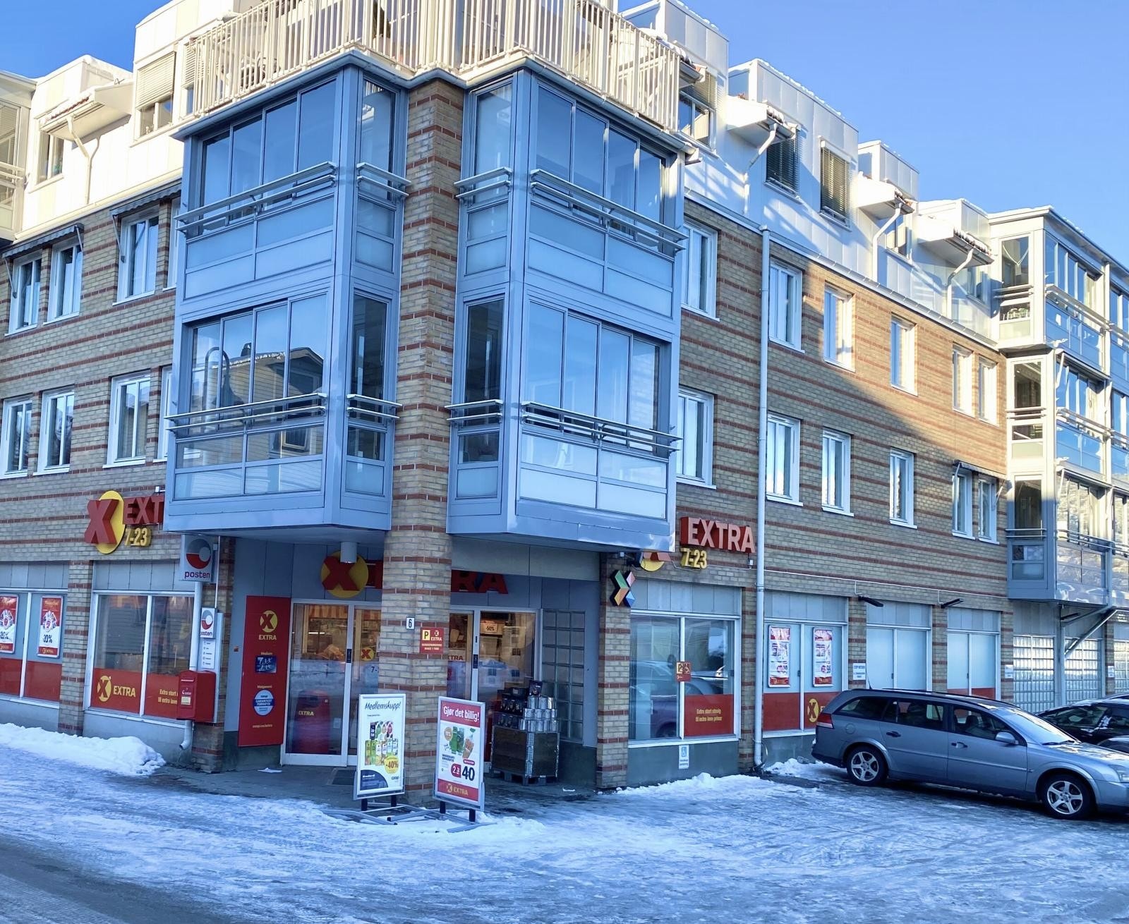 Kun et par steinkast til nærmeste dagligvarebutikk Galleribilde