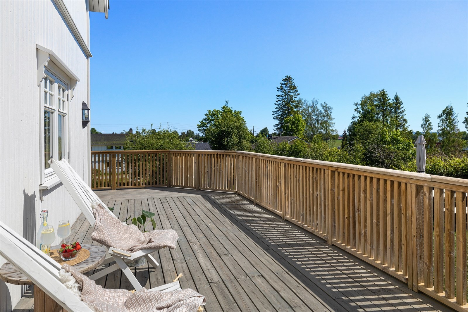 Her kan du nyte solen hele dagen. Galleribilde