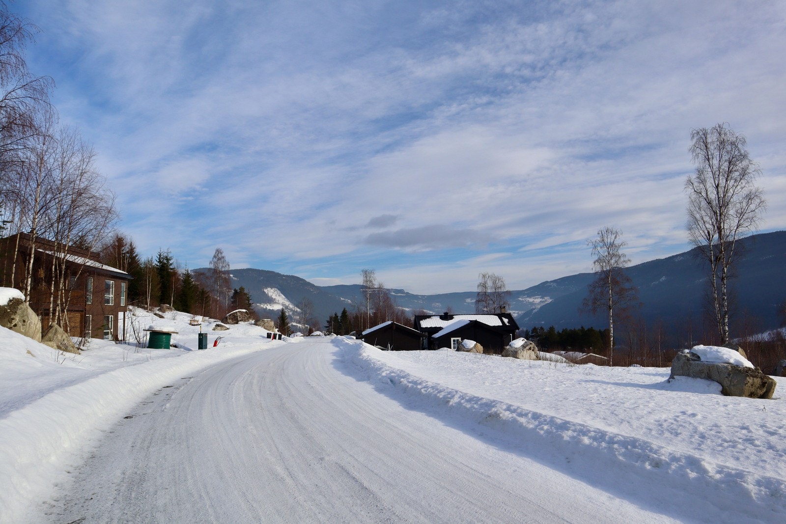 Flotte tomter øverst i Golbergsgutu med god og luftig utsikt til Gol. Galleribilde