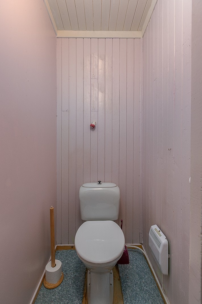 Toalettrom. Galleribilde