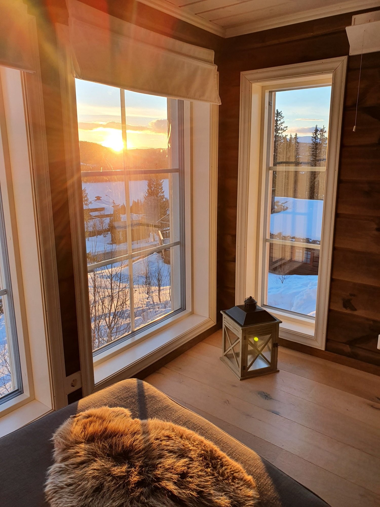 Solnedgang fra loftstua Galleribilde