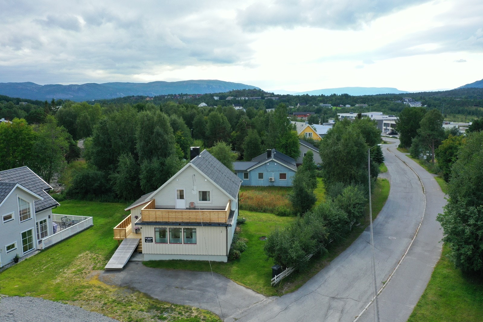 Boligen ligger i Bossekop, et barnevennlig og rolig område i Alta kommune Galleribilde