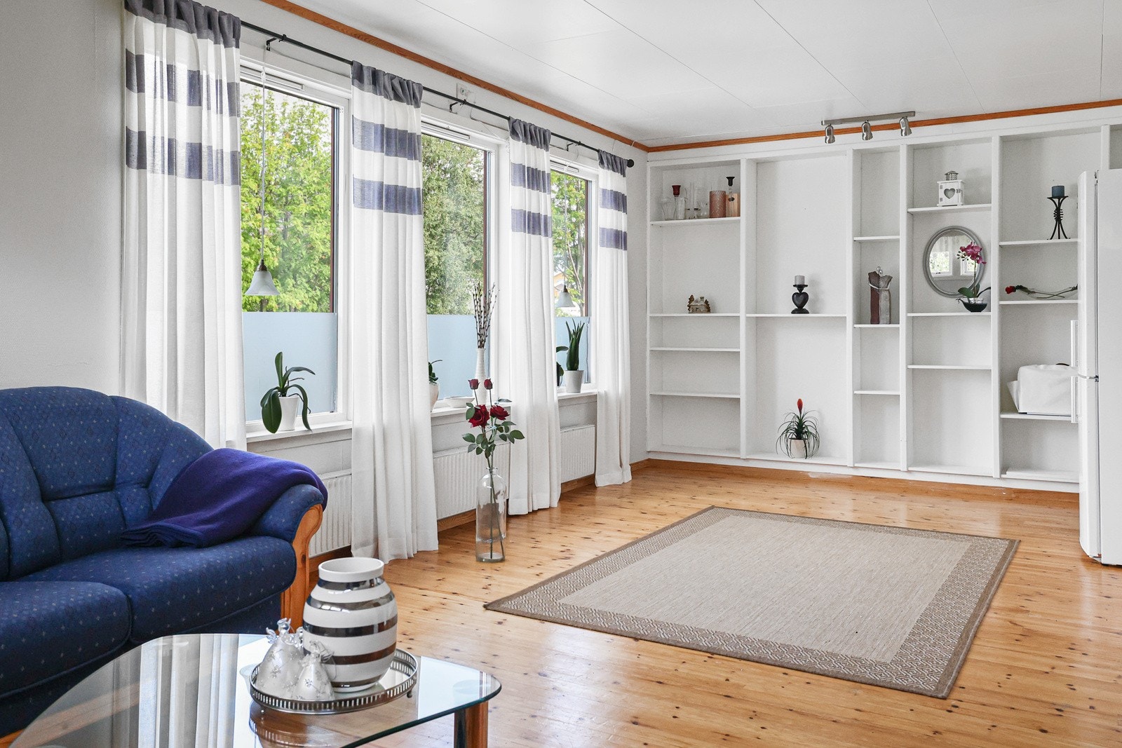 Her erd det god plass til diverse oppbevaring Galleribilde