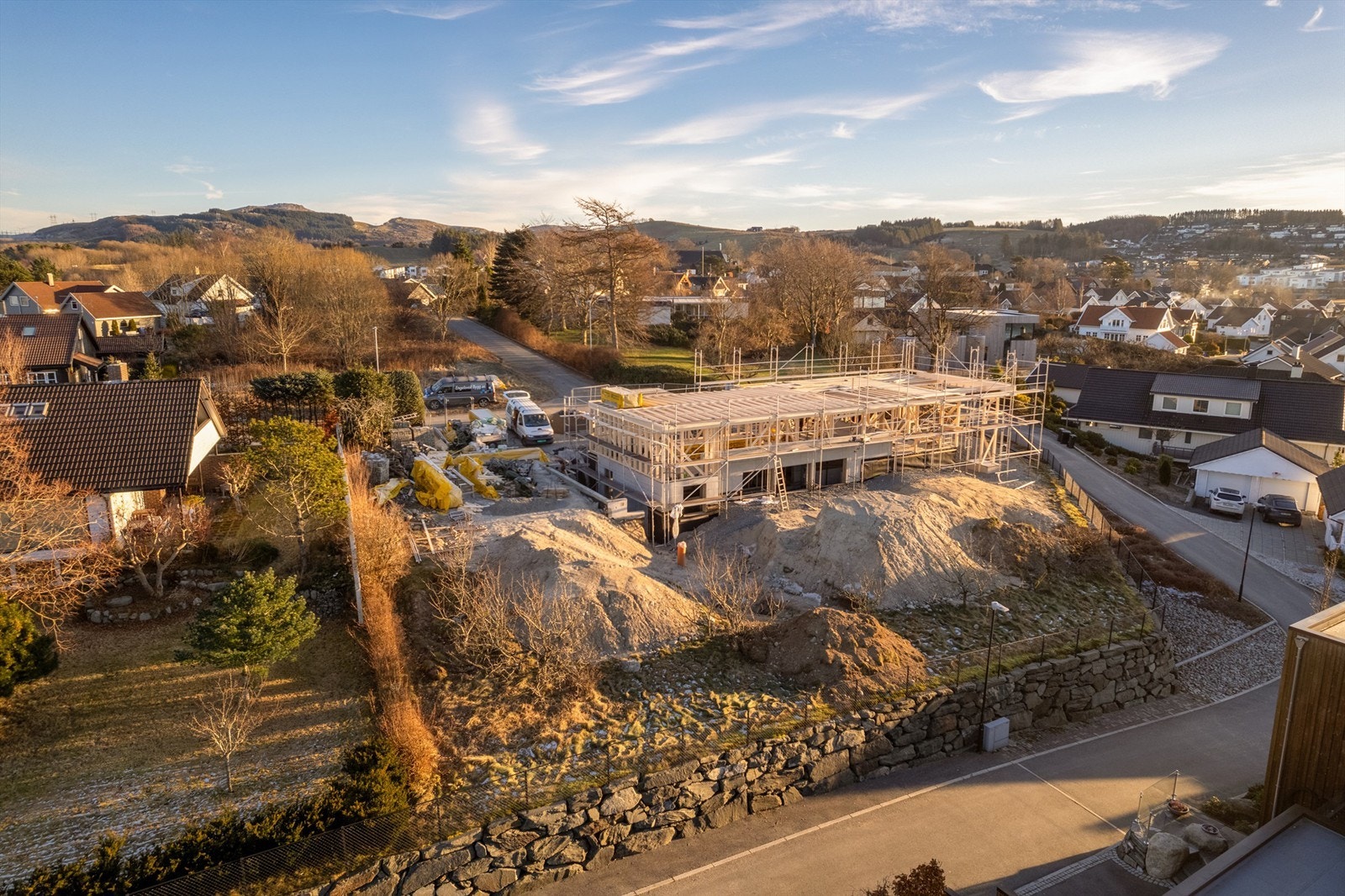 Tomt_front_02.jpg Galleribilde