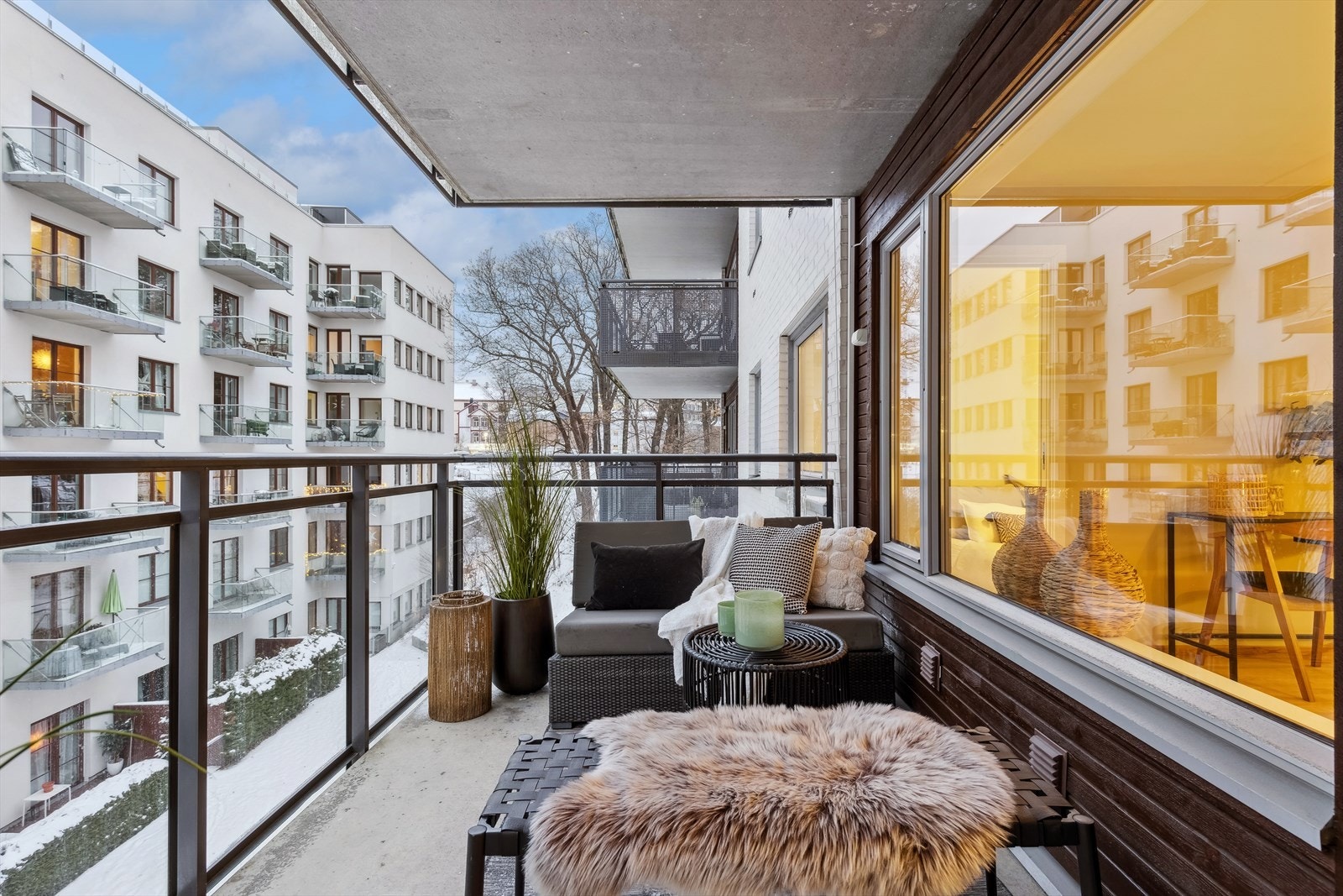 Utgang fra stuen til balkongen Galleribilde