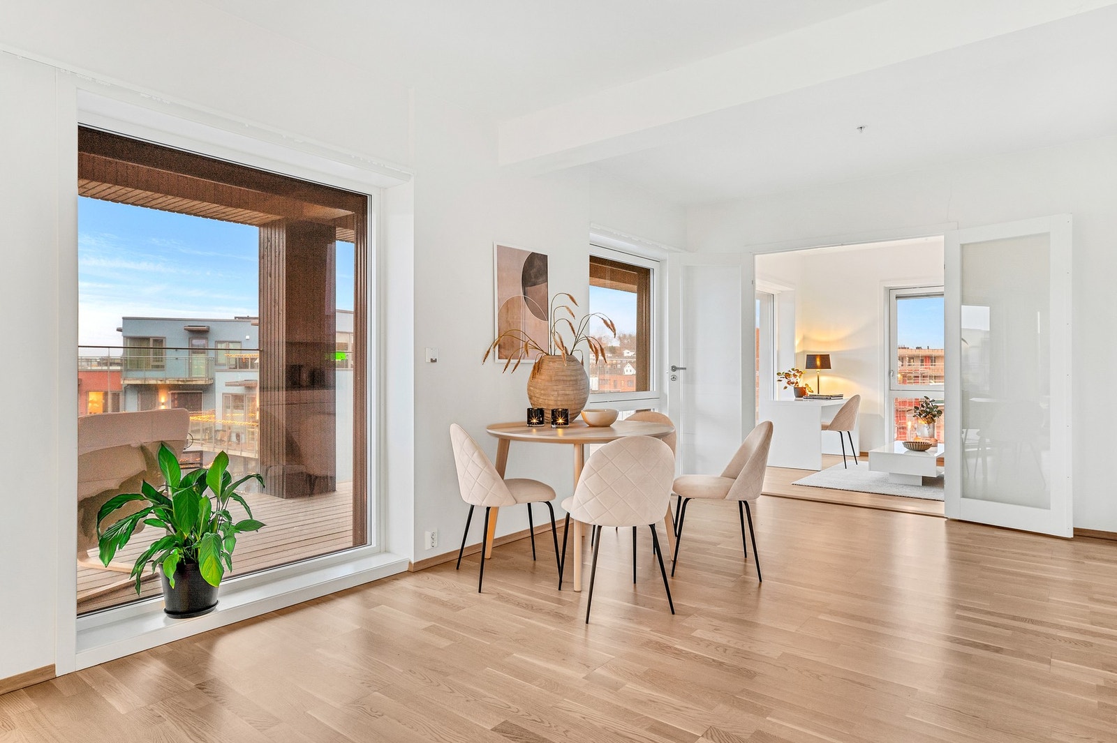 Fjernvarme er inkludert i de allerede lave månedlige felleskostnadene. Galleribilde