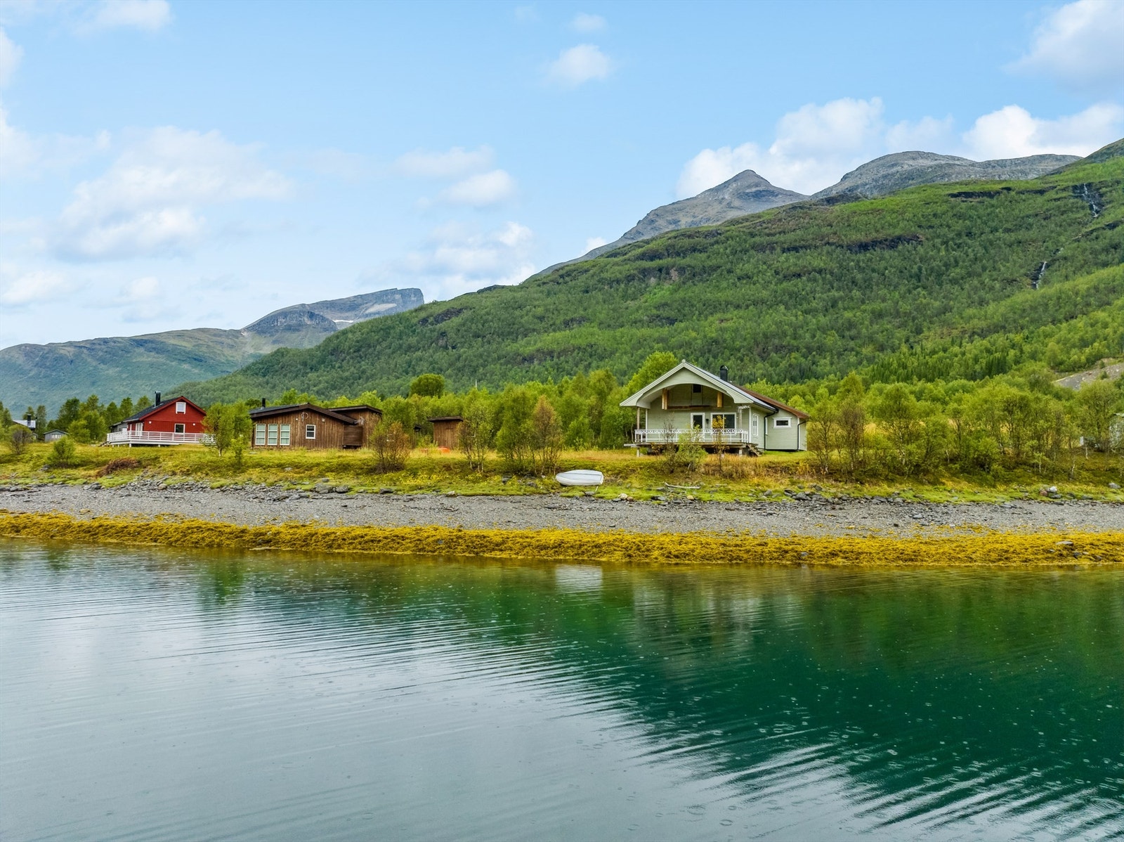 Fritidsboligen har en fantastisk beliggenhet. Galleribilde