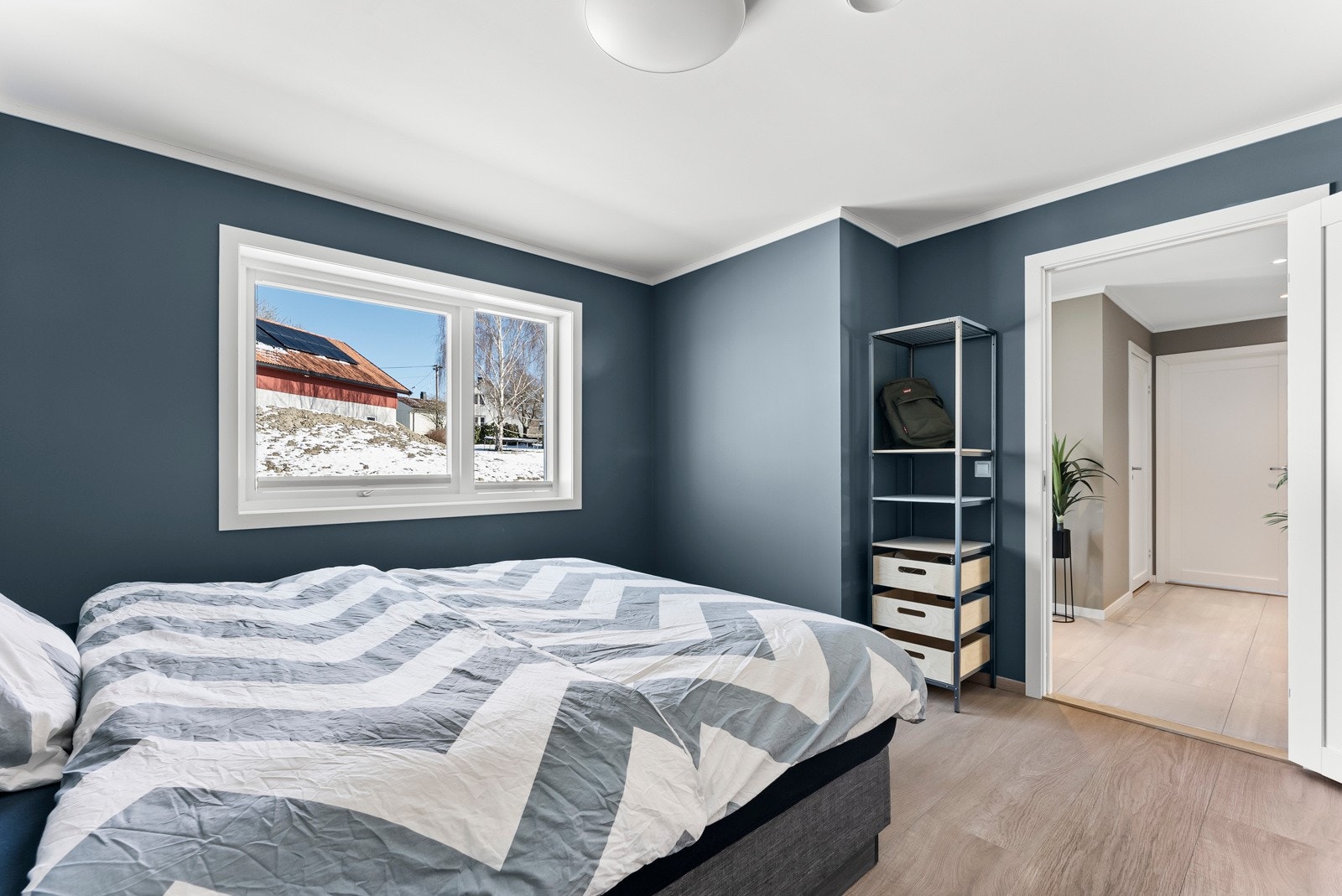 Alle soverommene har plass til skap eller andre garderobeløsninger. Galleribilde